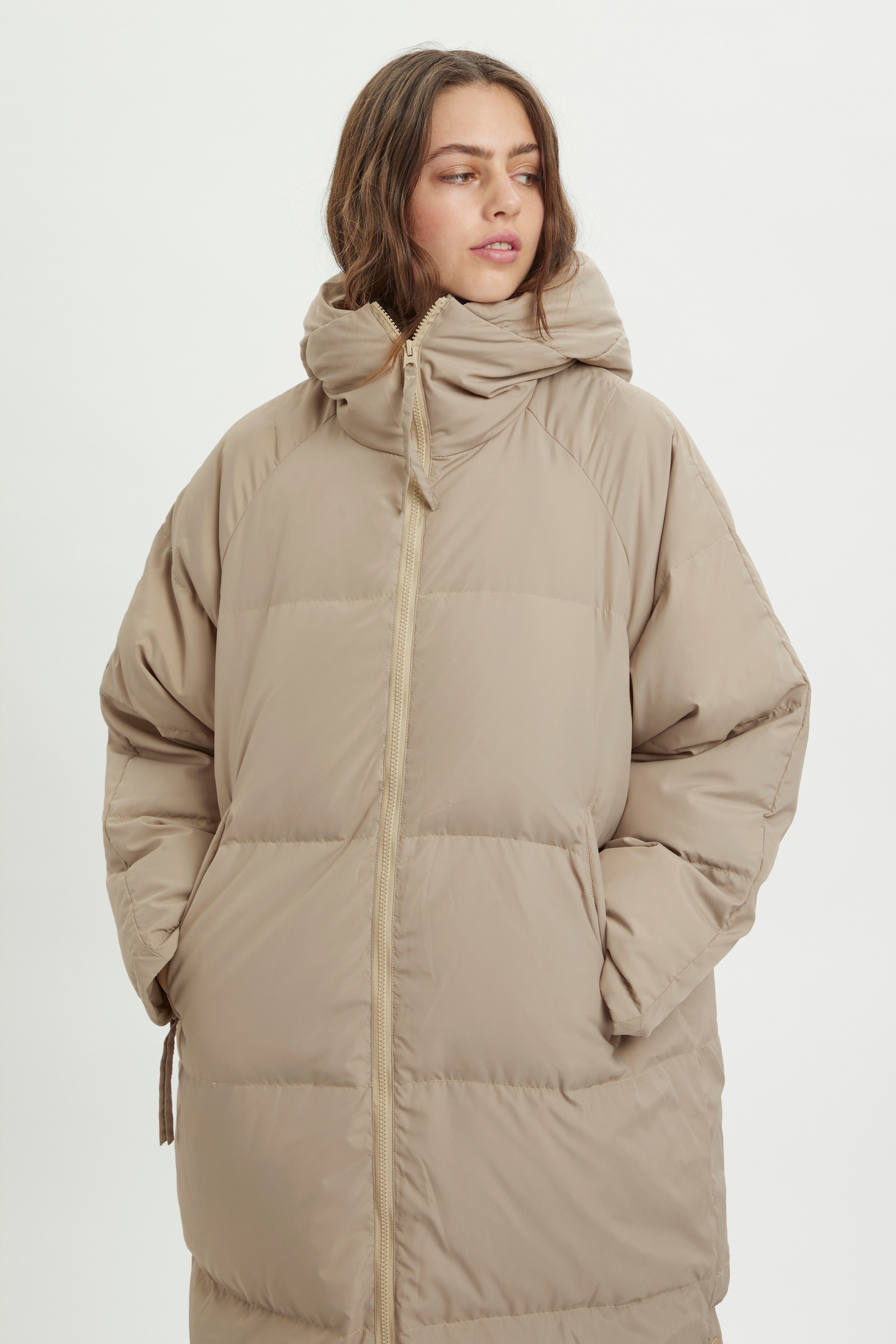 MWLuna Outerwear LOOKBOOK FRONT 10703611-130401