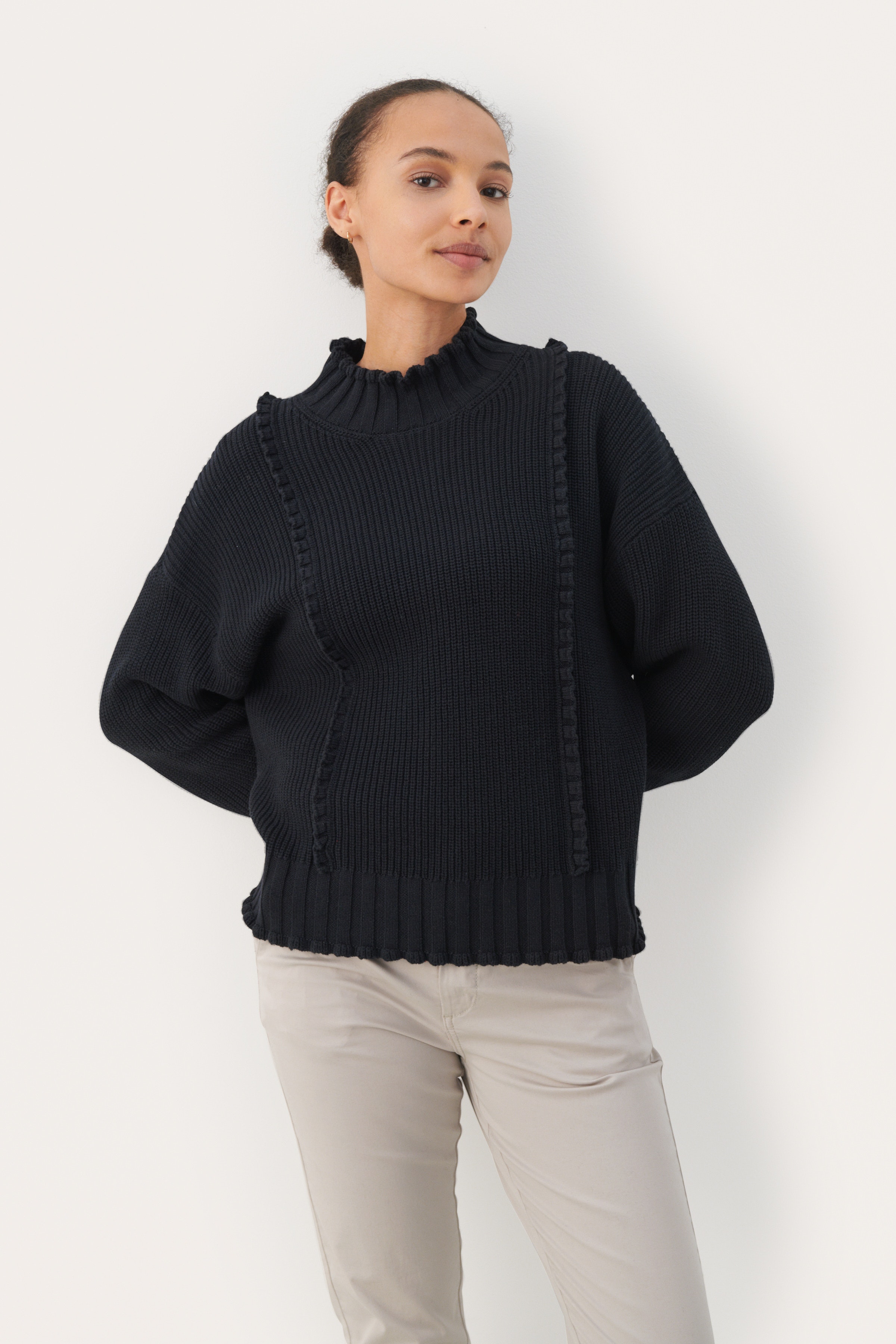 ElyssaPW Knit sweater LOOKBOOK FRONT 30309025-194013