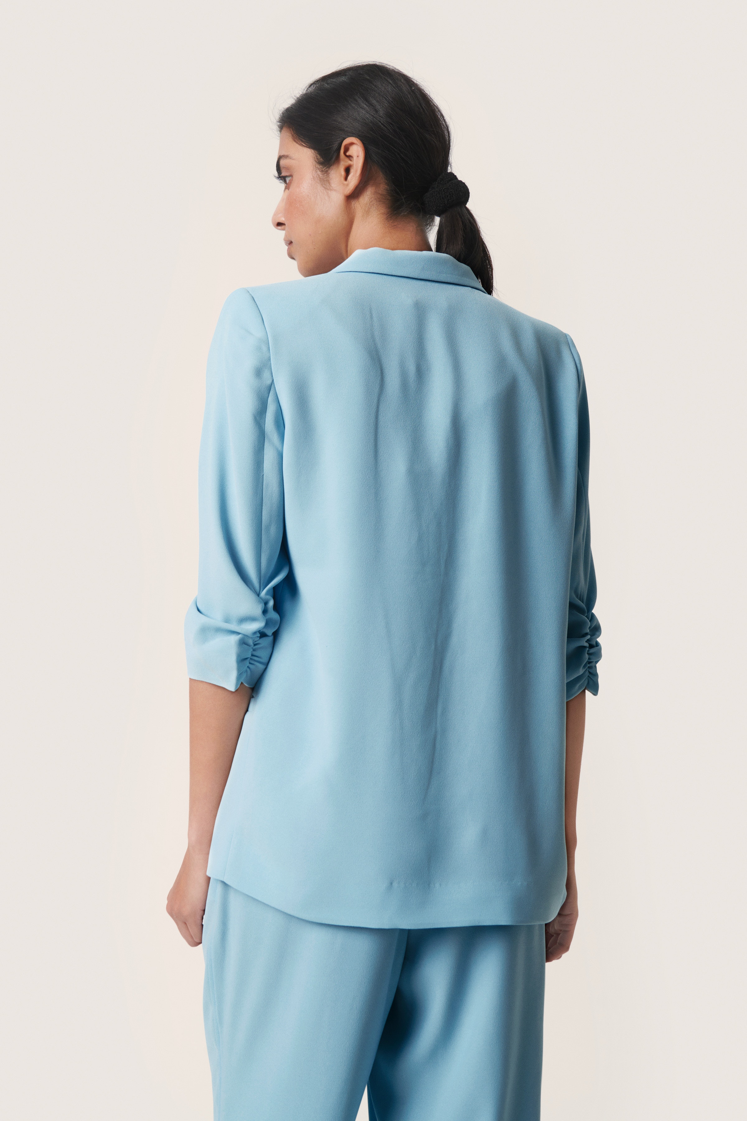 SLShirley Blazer LOOKBOOK BACK 30403608-144311