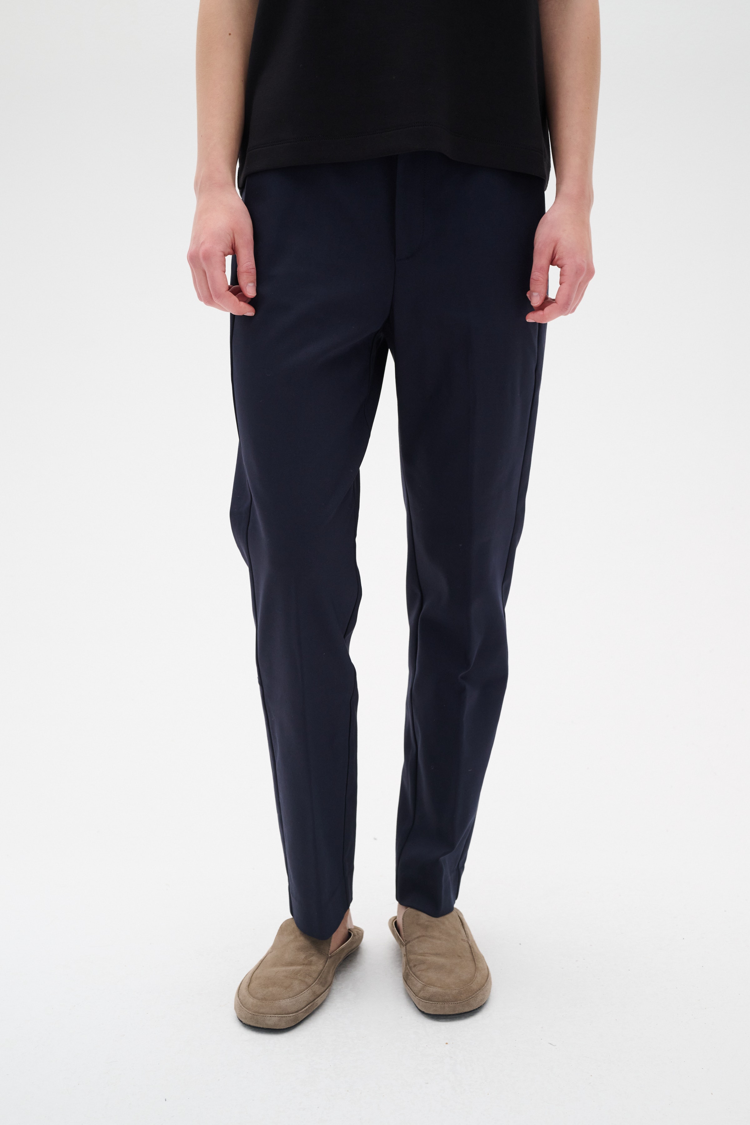 ZellaIW Trousers LOOKBOOK FRONT 30105579-300005