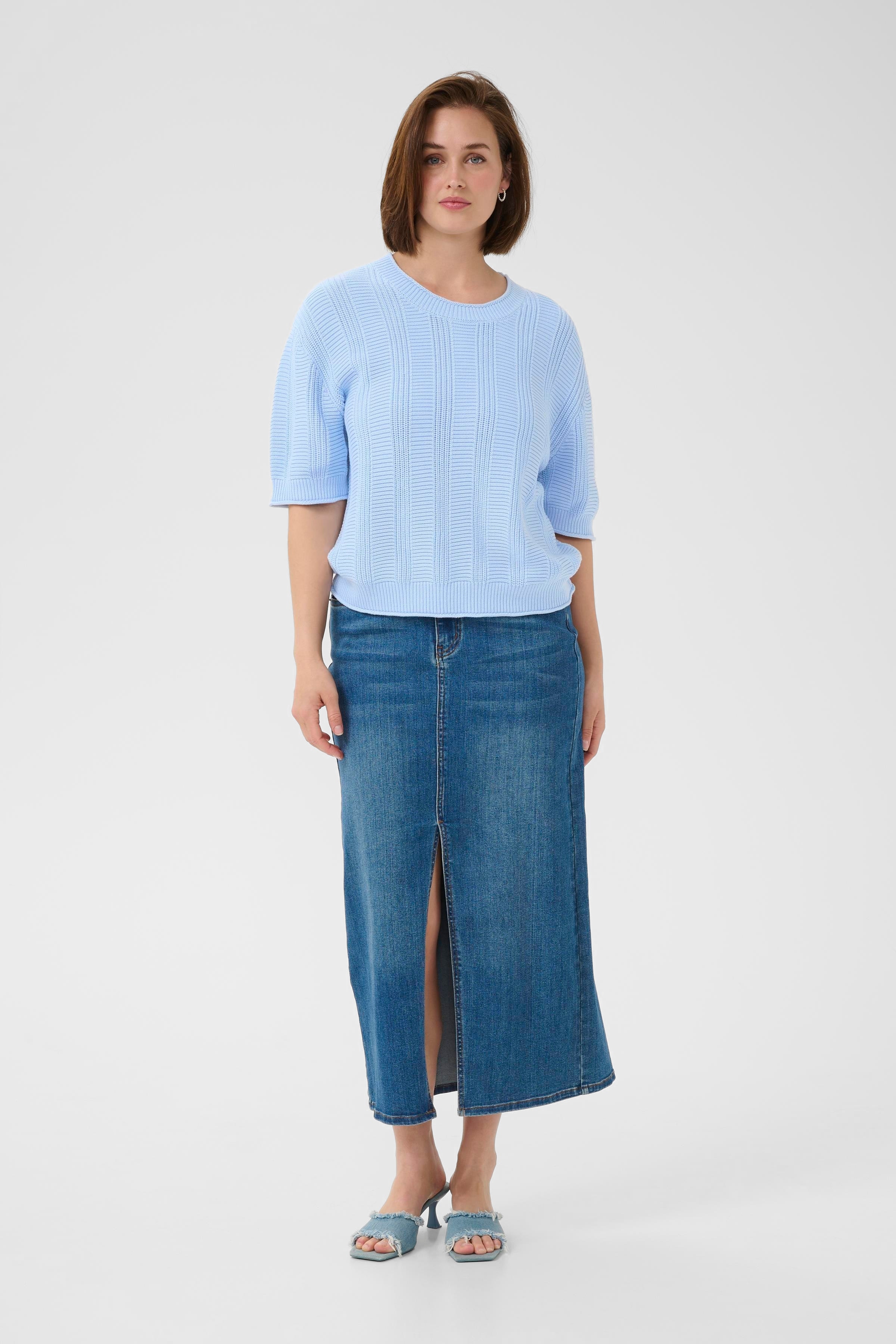 KAwhitney Pullover LOOKBOOK FRONT 10510098-154031