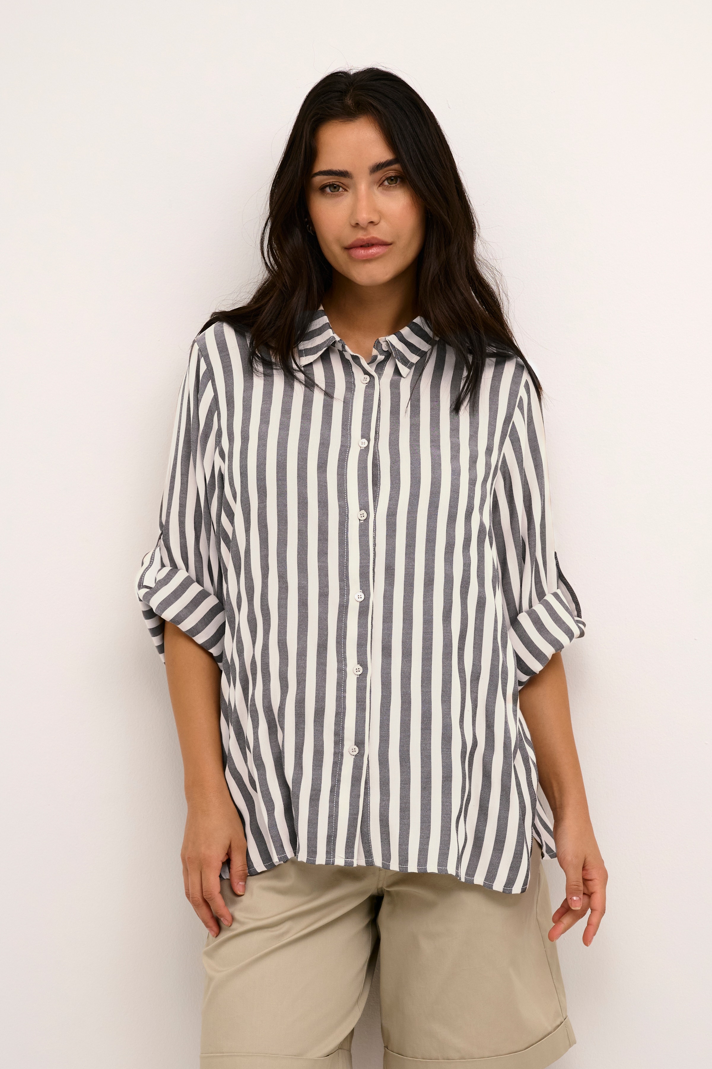 KAsummer Shirt LOOKBOOK FRONT 10508730-105946