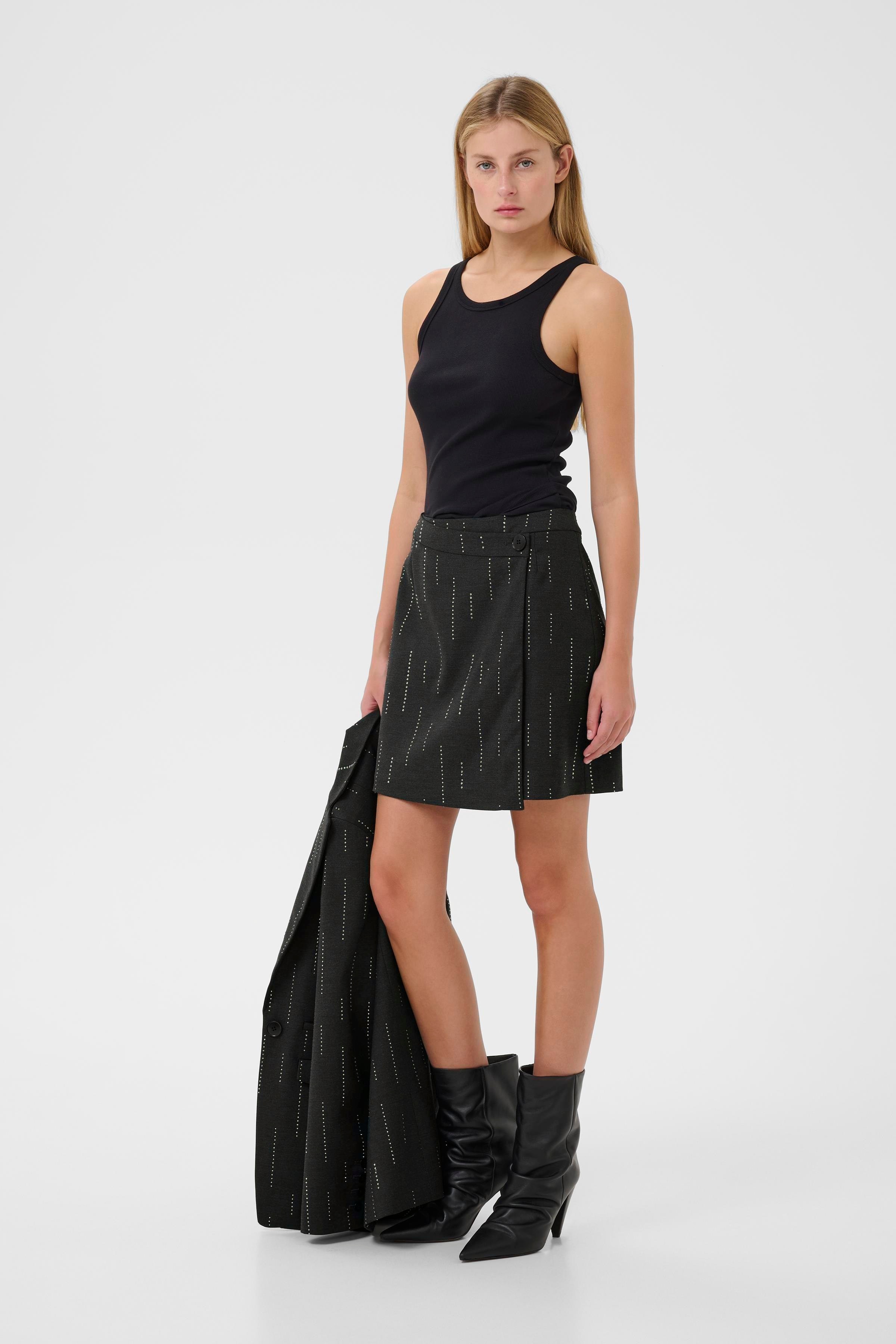 GZadira Skirt LOOKBOOK FRONT 10910710-100494