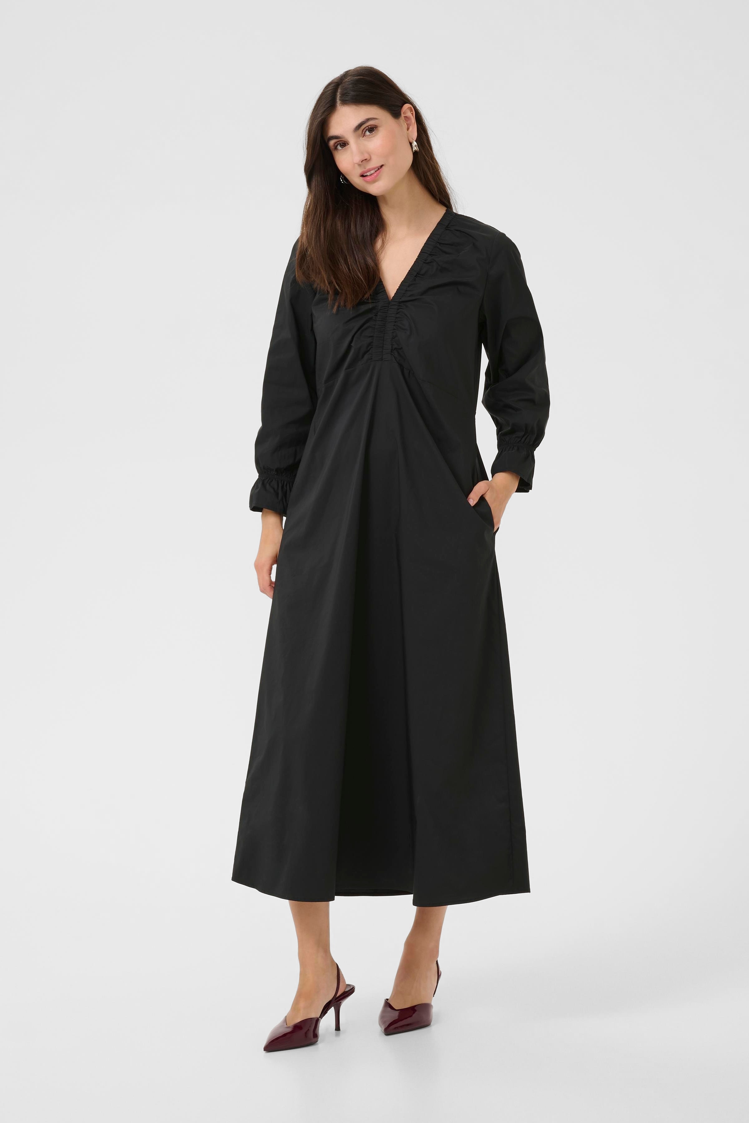 CUolana Kjole LOOKBOOK FRONT 50112203-500012