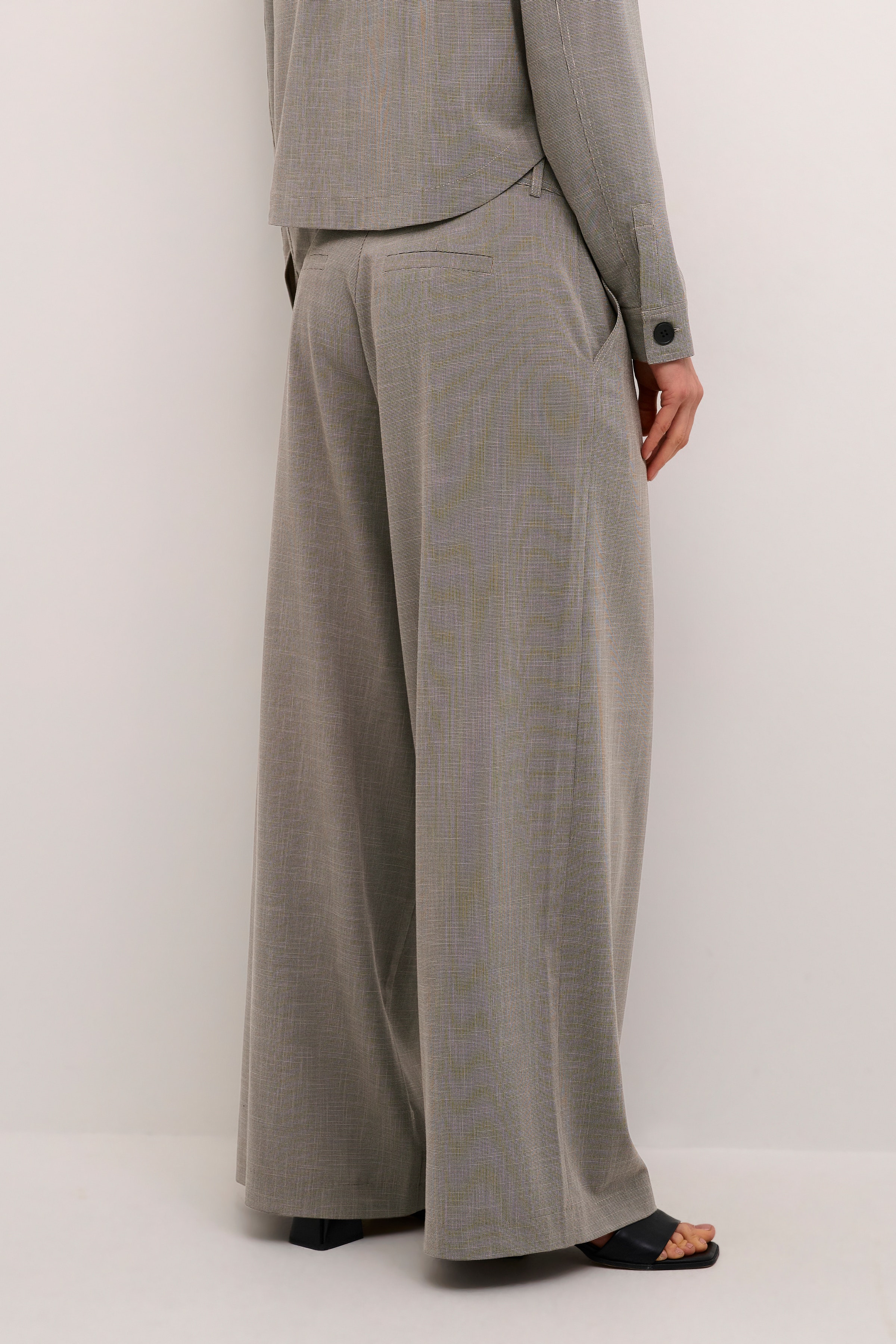 CUbartholine Trousers LOOKBOOK BACK 50110847-500102