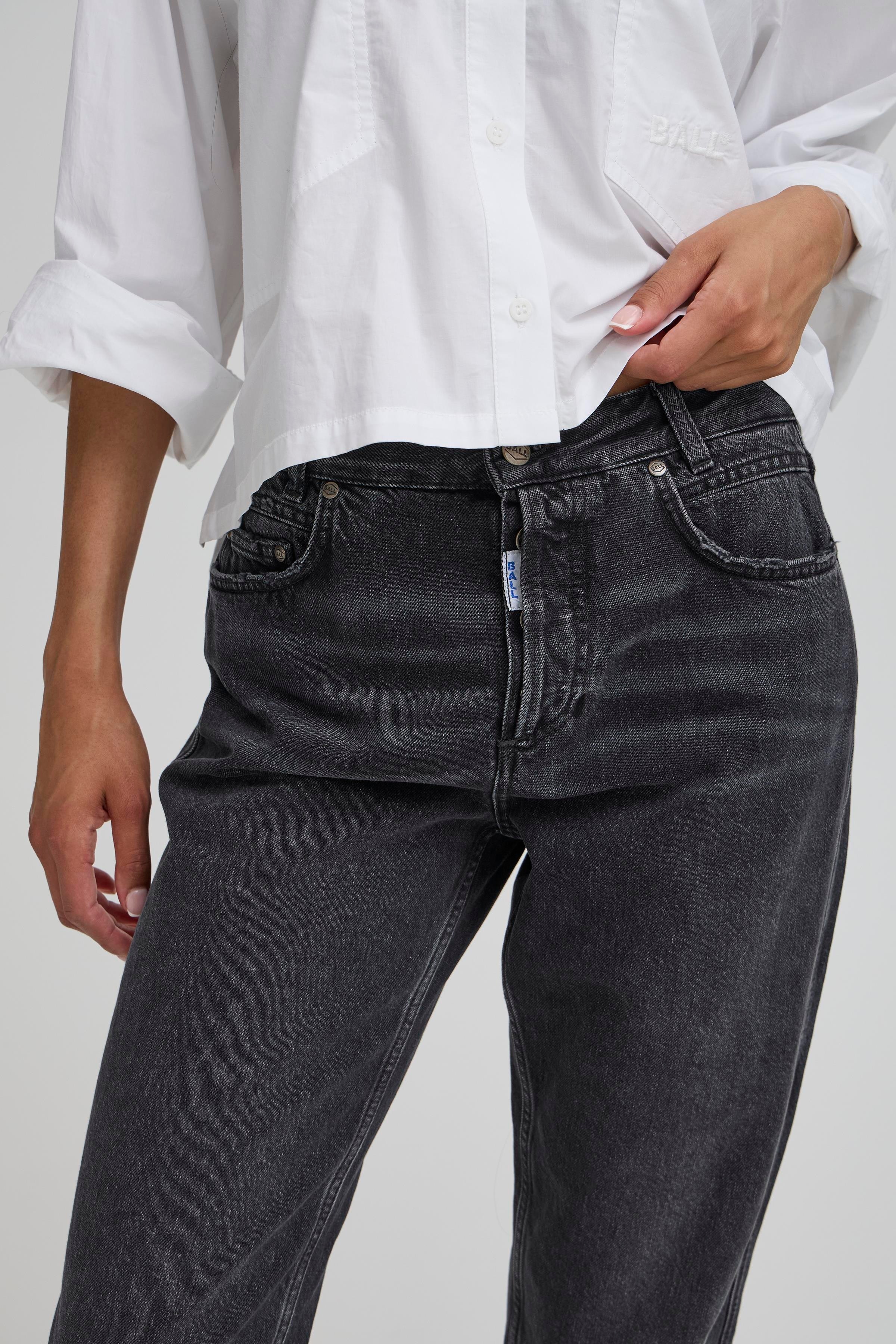 BAPAOLO Jeans LOOKBOOK DETAIL 50405283-205277