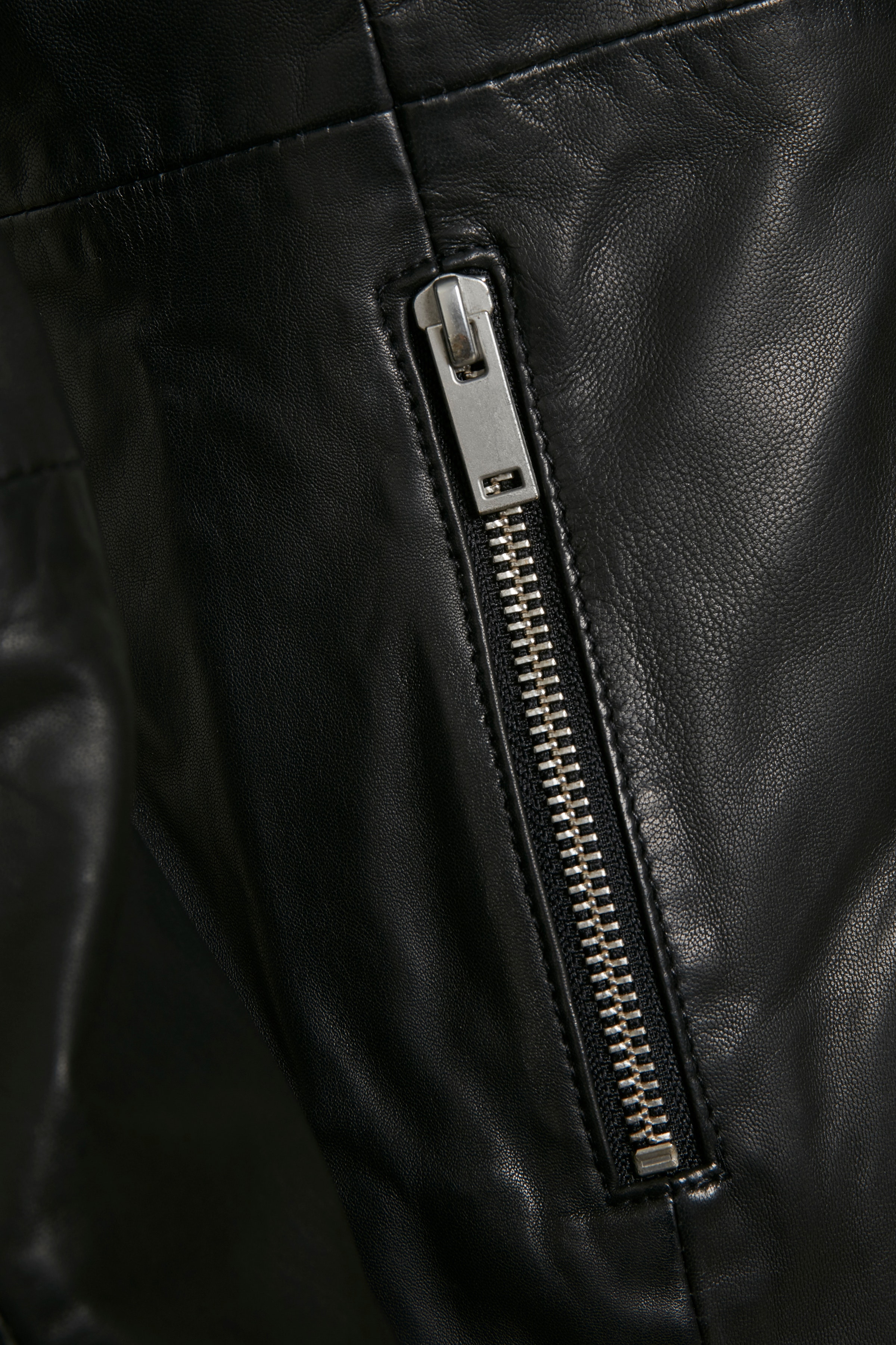 LullaIW Leather jacket PACK DETAIL 30104241-10050