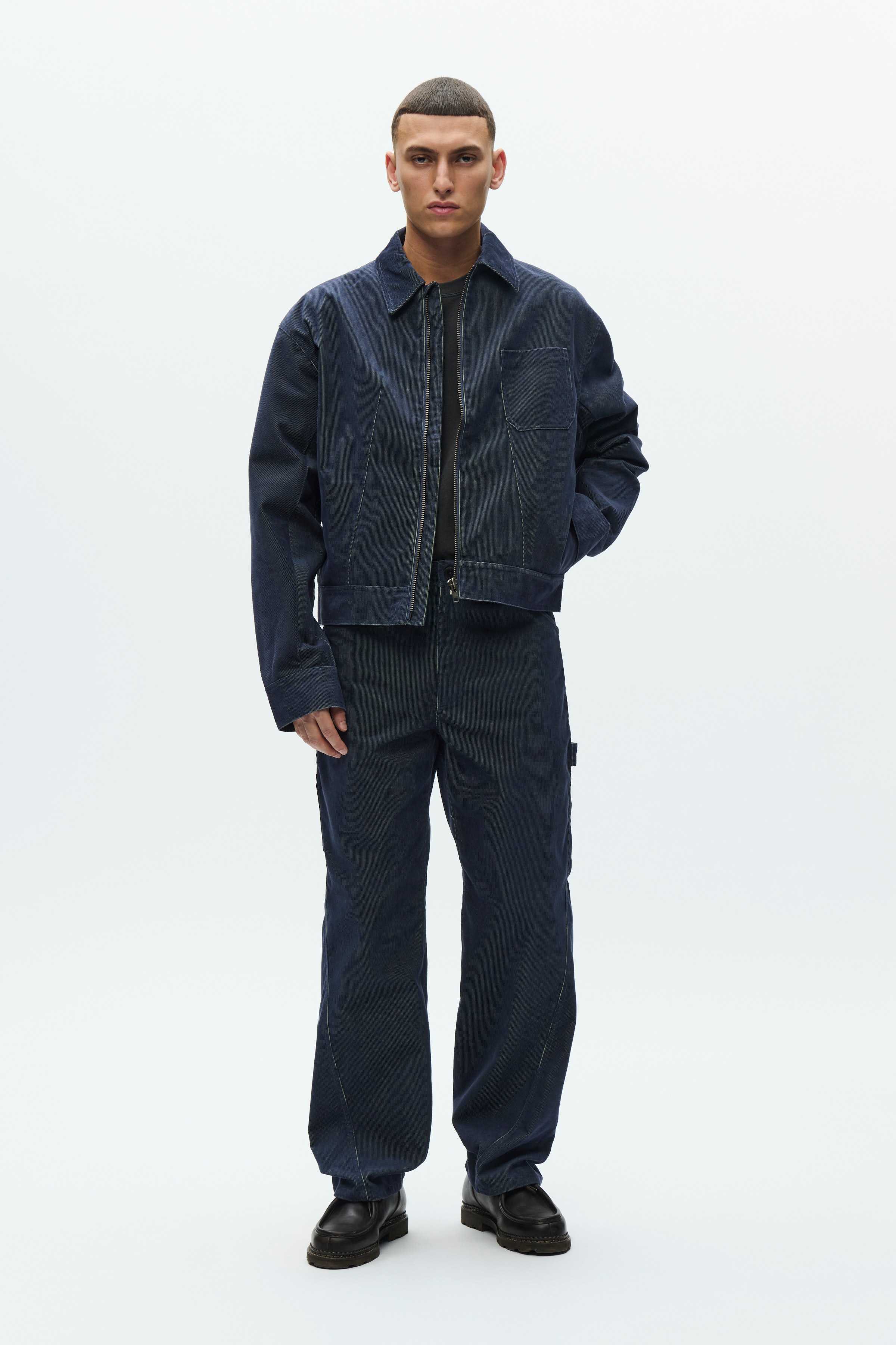 WWTwisted LOOKBOOK FRONT 30250384-W8228