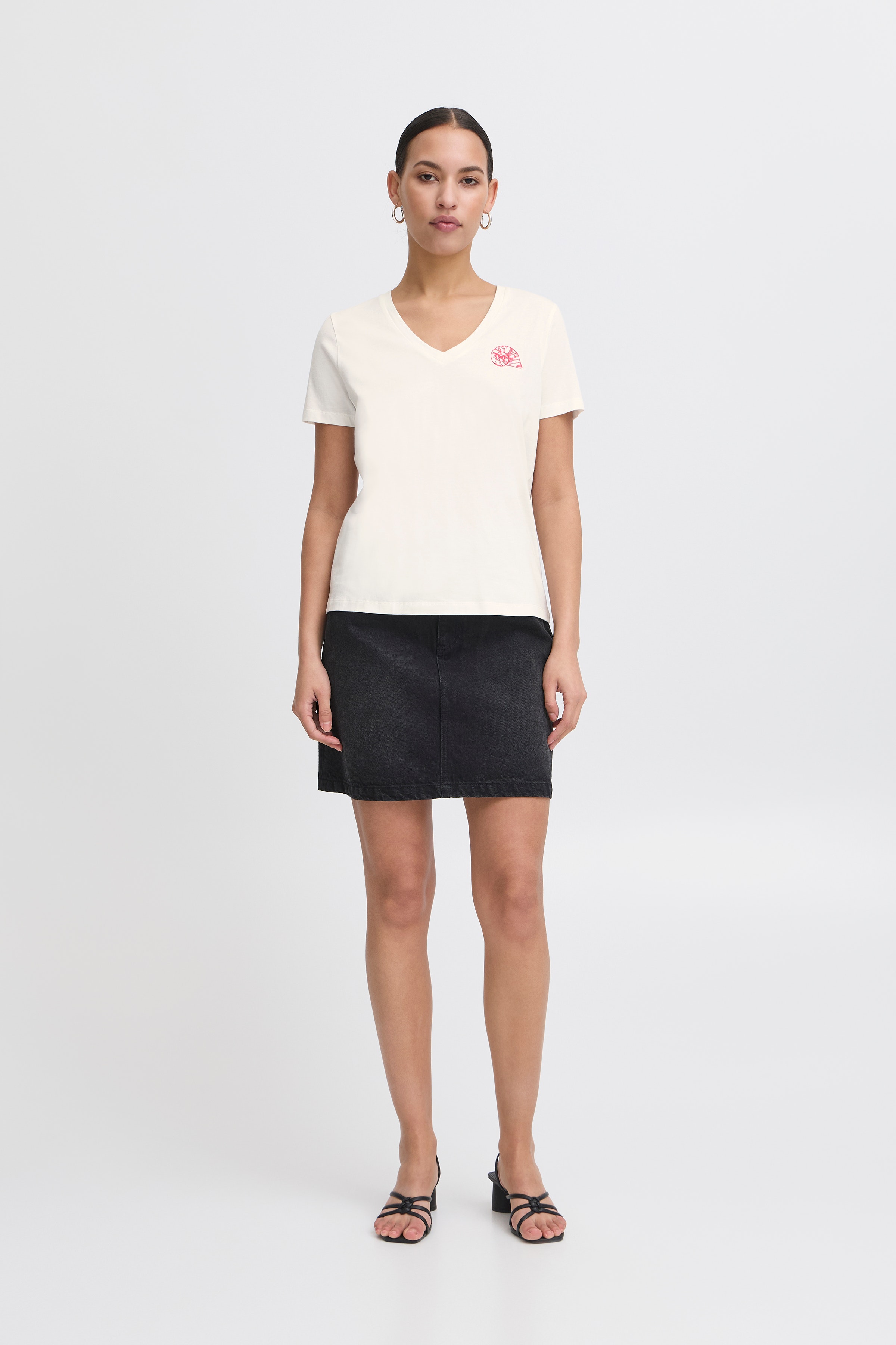 IHCAMINO T-shirt LOOKBOOK FRONT 20123354-204716