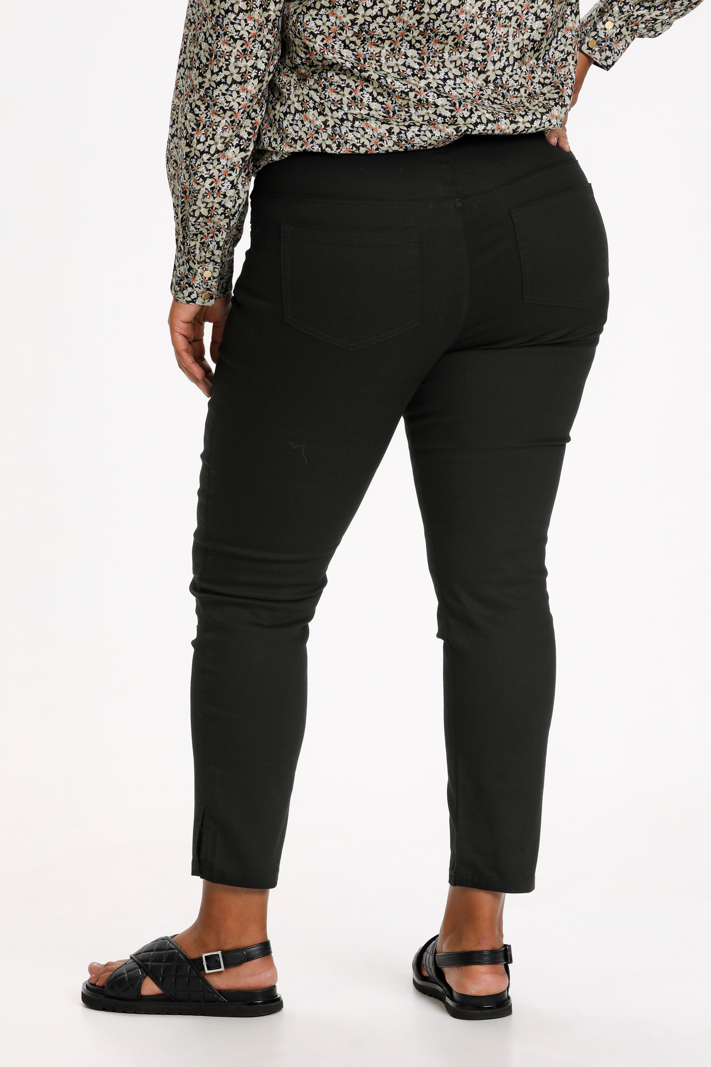 KCmannny Casual byxor LOOKBOOK BACK 10580428-100121