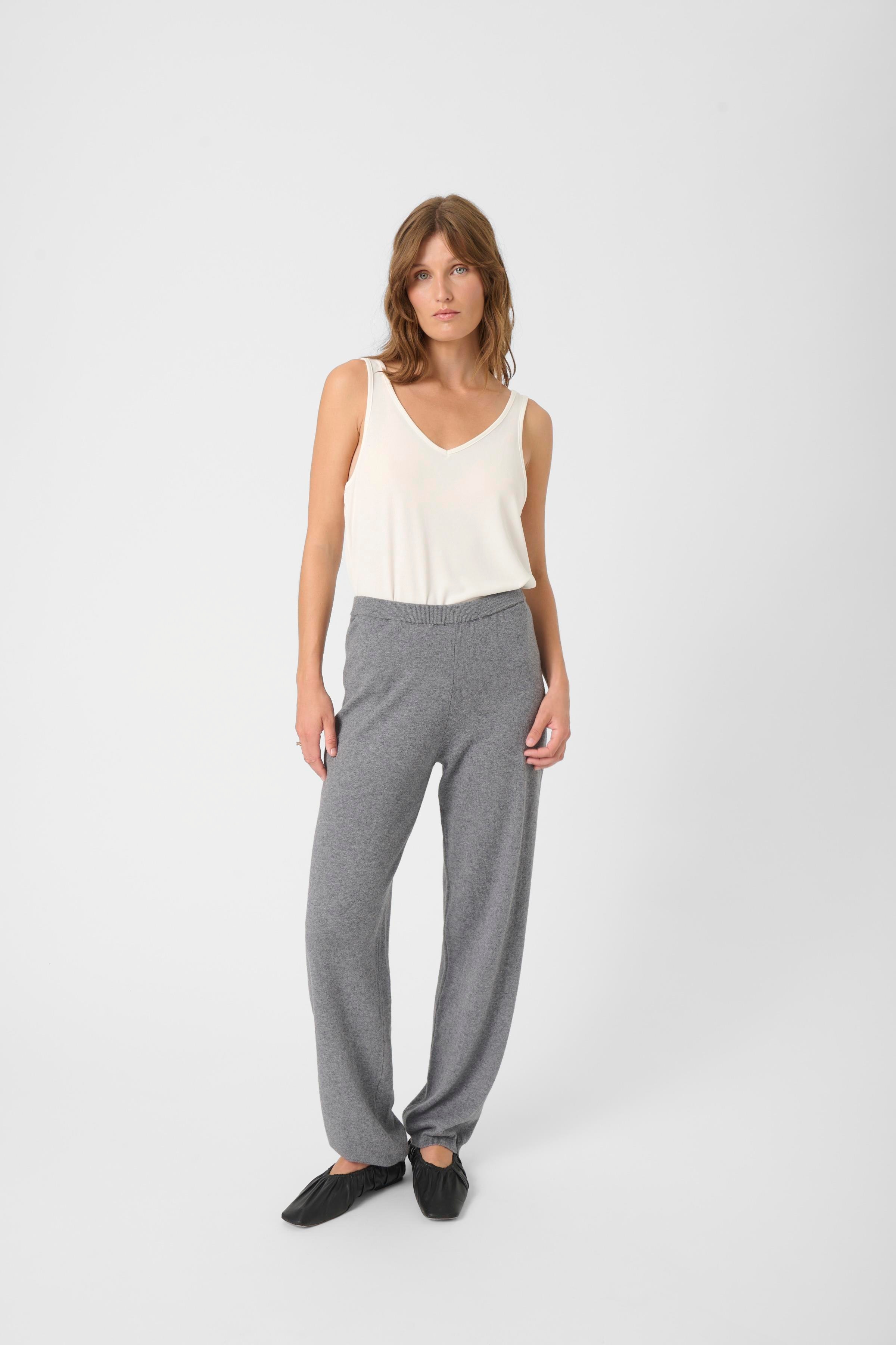 SLSanja Hose LOOKBOOK FRONT 30408680-303161