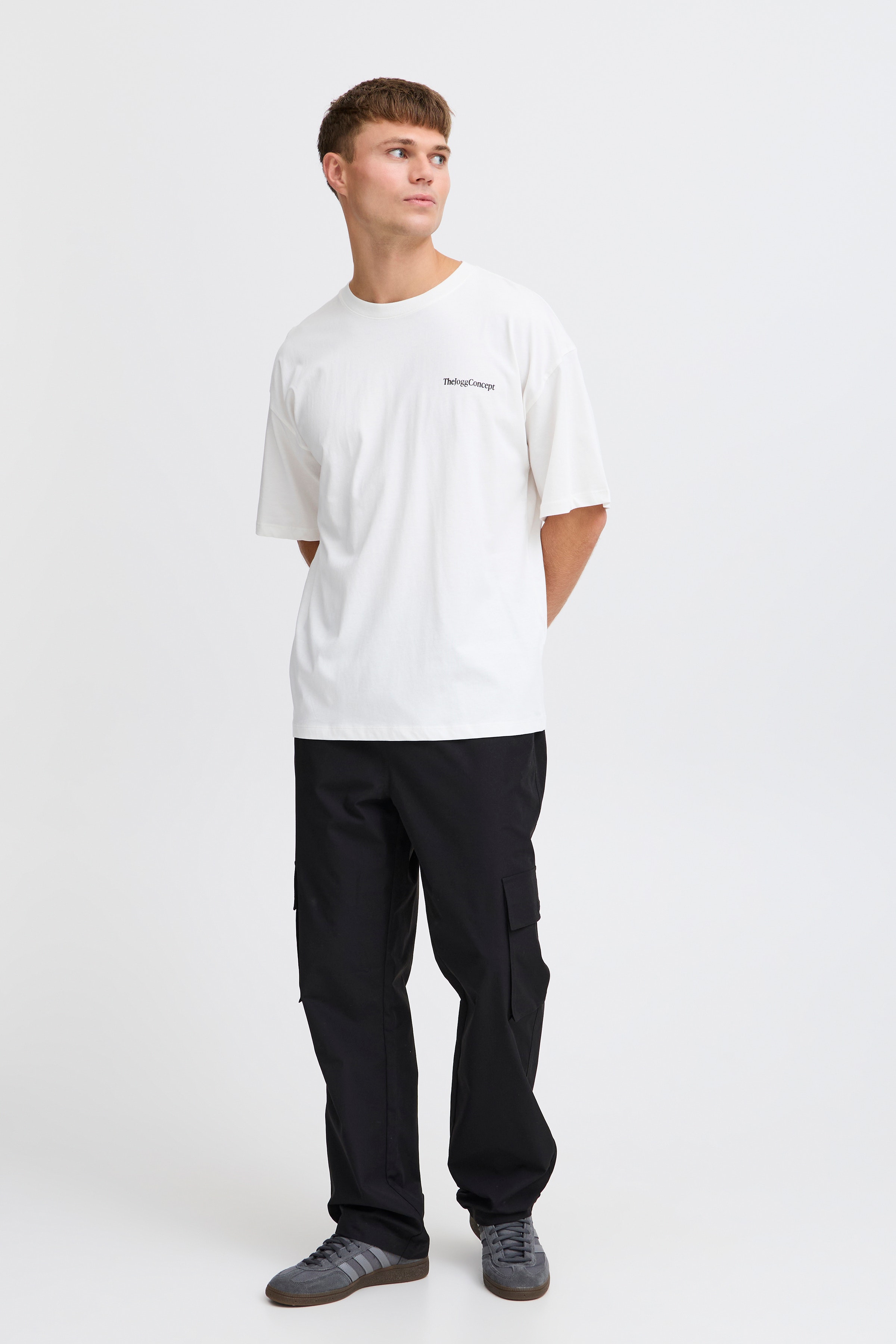 JCMPETRI T-shirt LOOKBOOK FRONT 22800848-114800