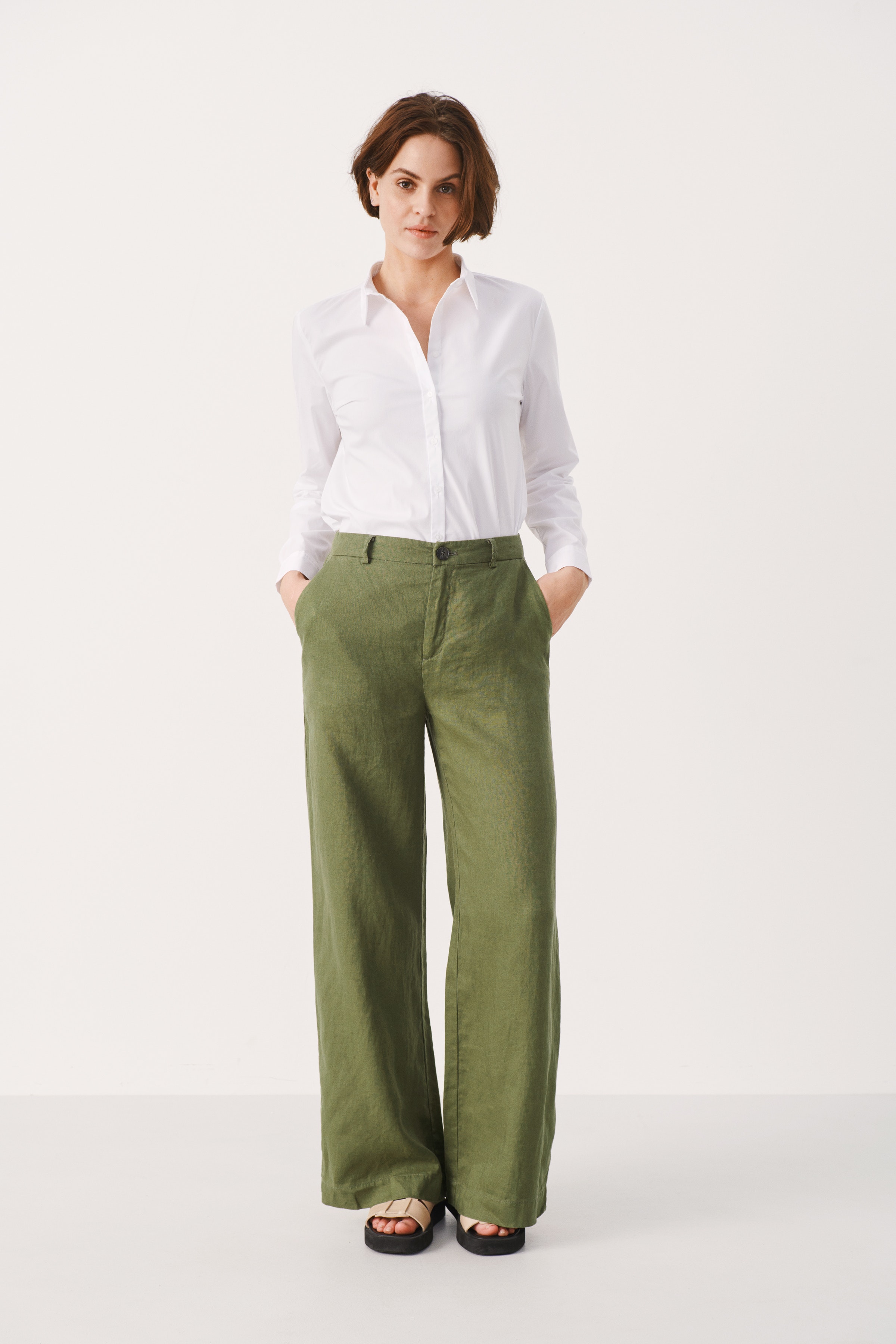 NinnesPW Linen trousers LOOKBOOK FRONT 30307724-190510