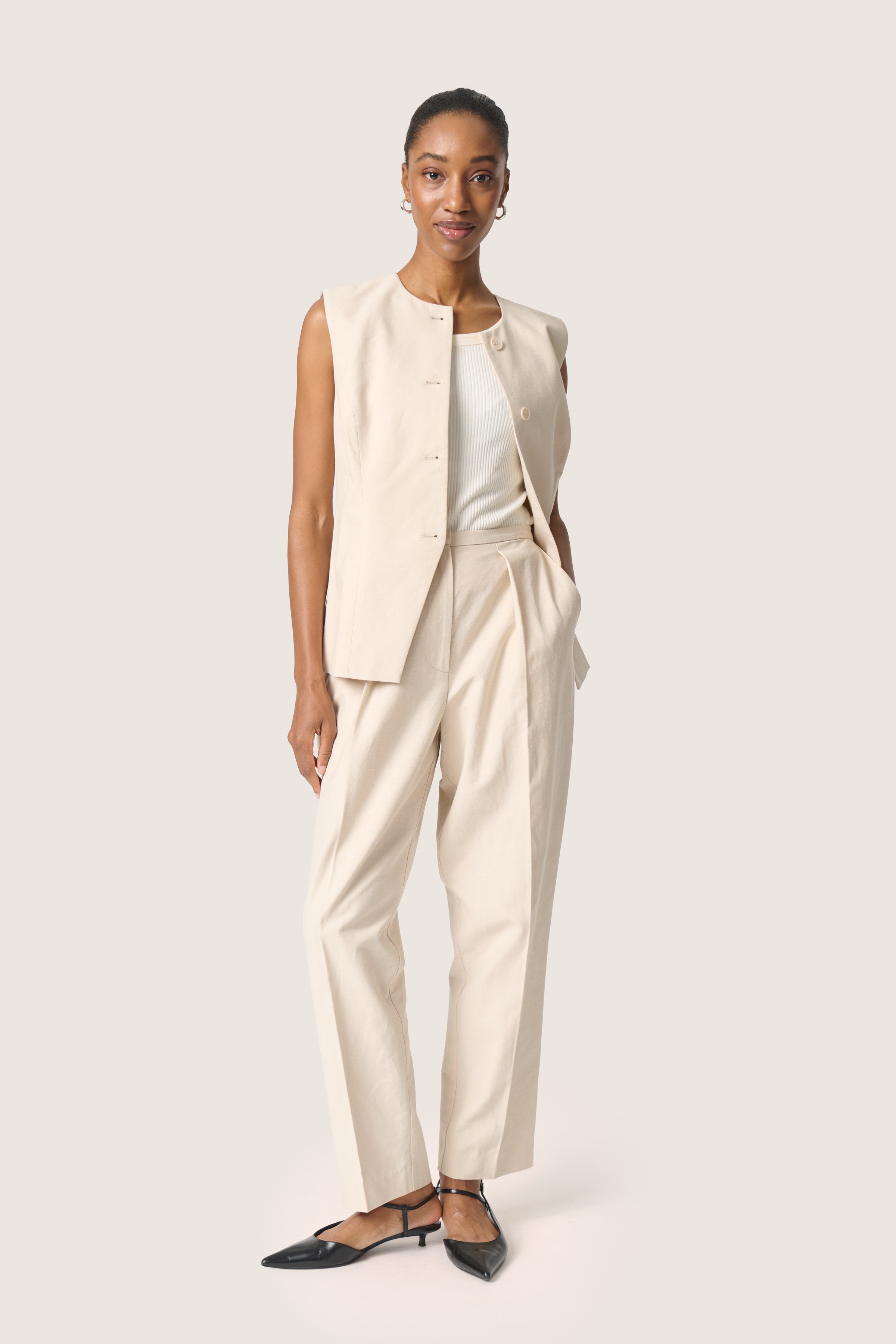 SLLinnena Linnen Broek LOOKBOOK FRONT 30408099-130404