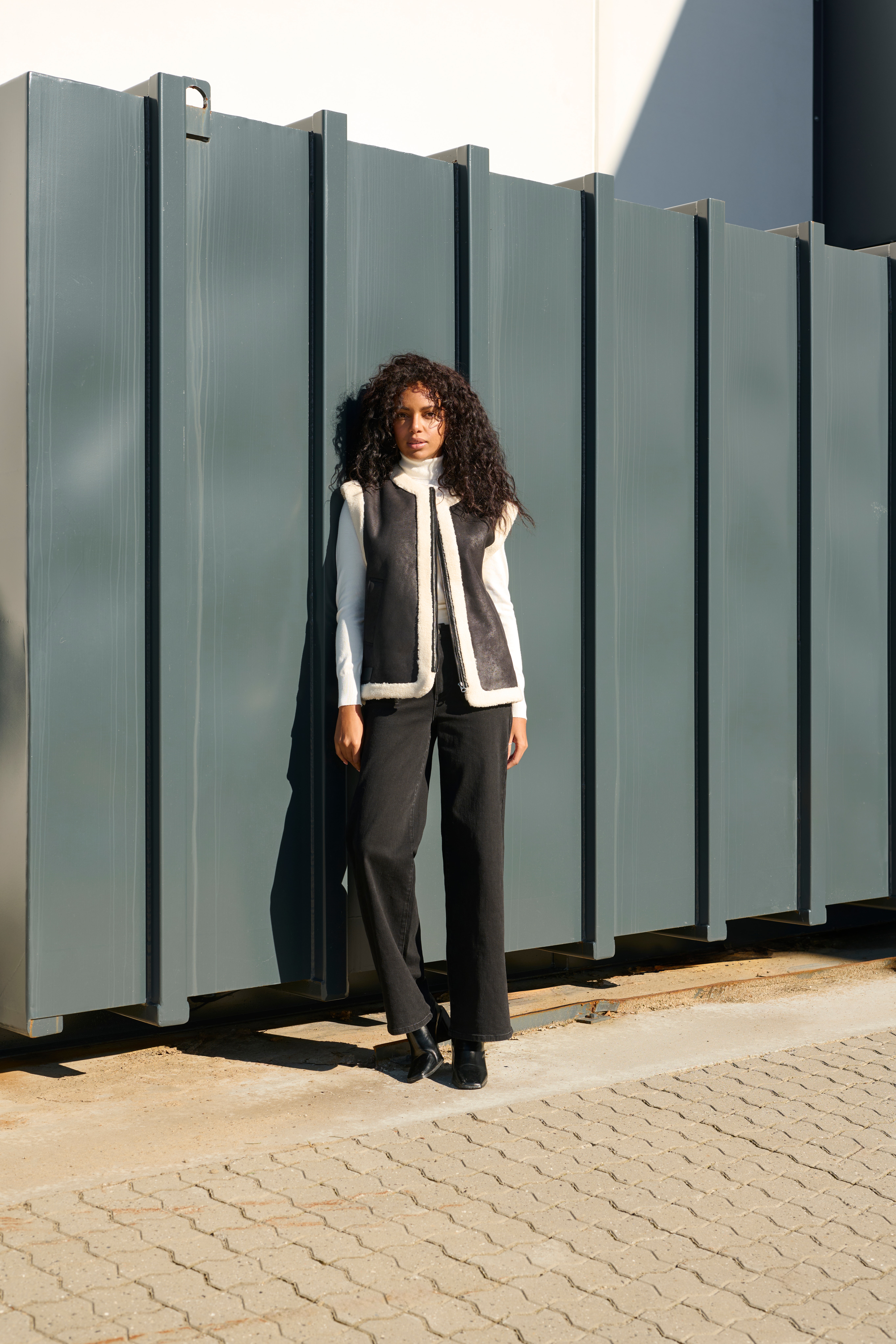 KApernille Warm waistcoat LOCATION NONE 10510199-100121