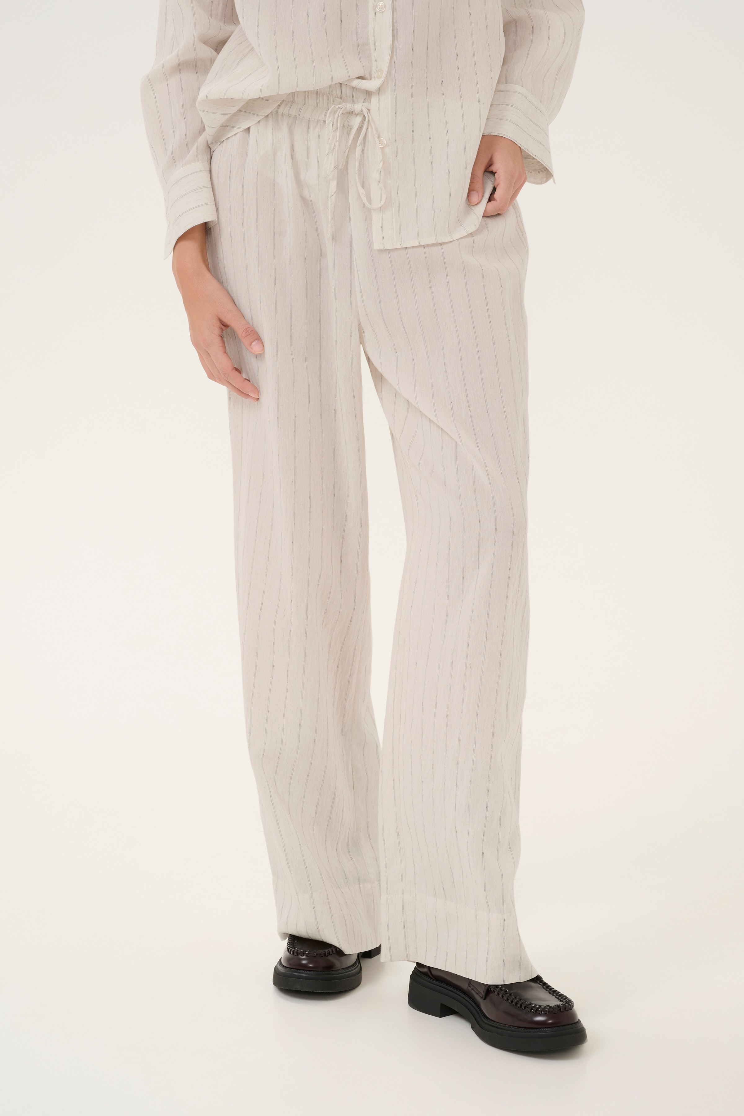 LimaMW Bukser LOOKBOOK FRONT 10705020-1304011