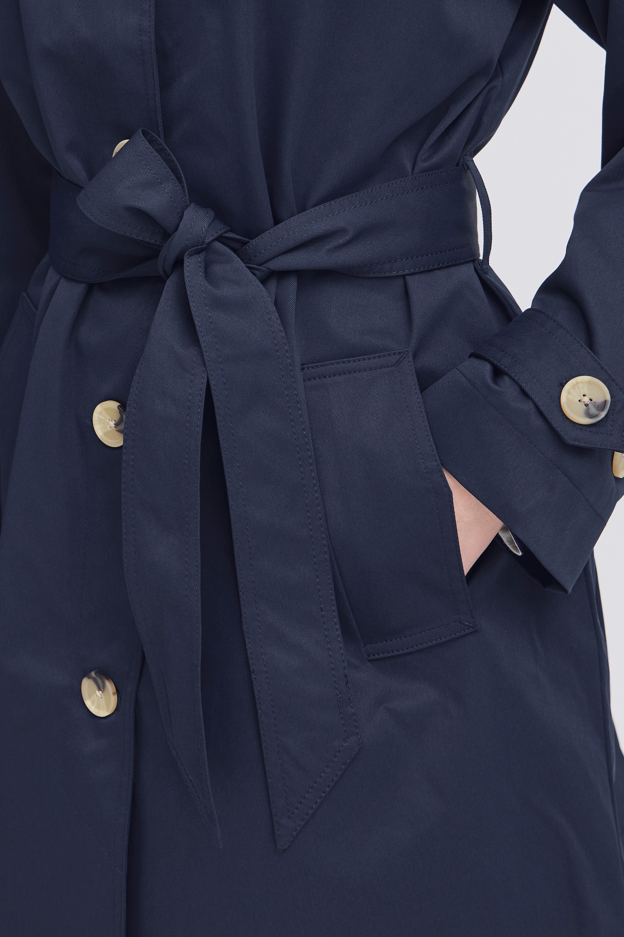 FRTRINA Jacke LOOKBOOK DETAIL 20615658-193923