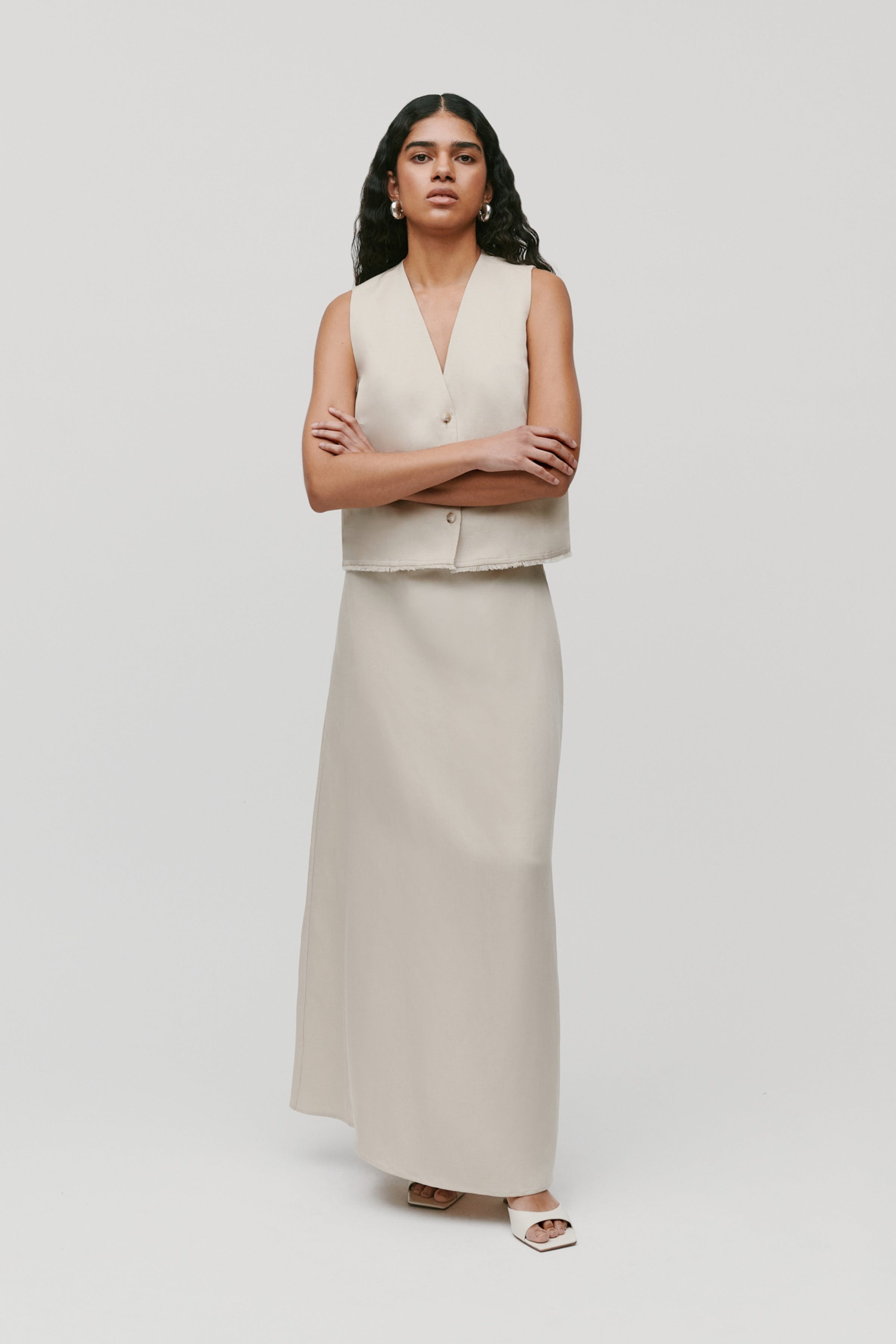 SAMANTHA Skirt LOOKBOOK FRONT 30600530-BE396