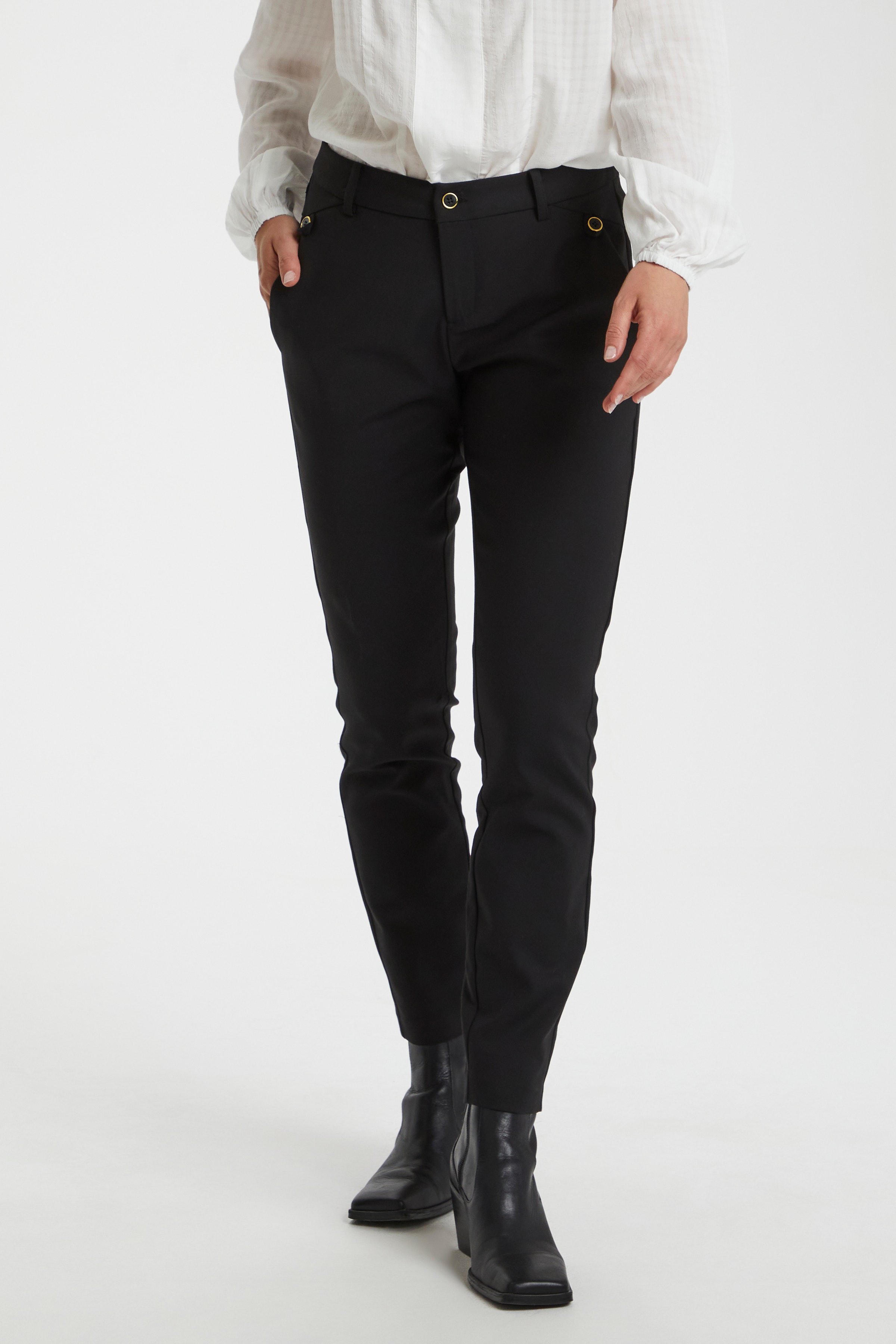 CRMelly Pants Suiting LOCATION NONE 10608565-100120