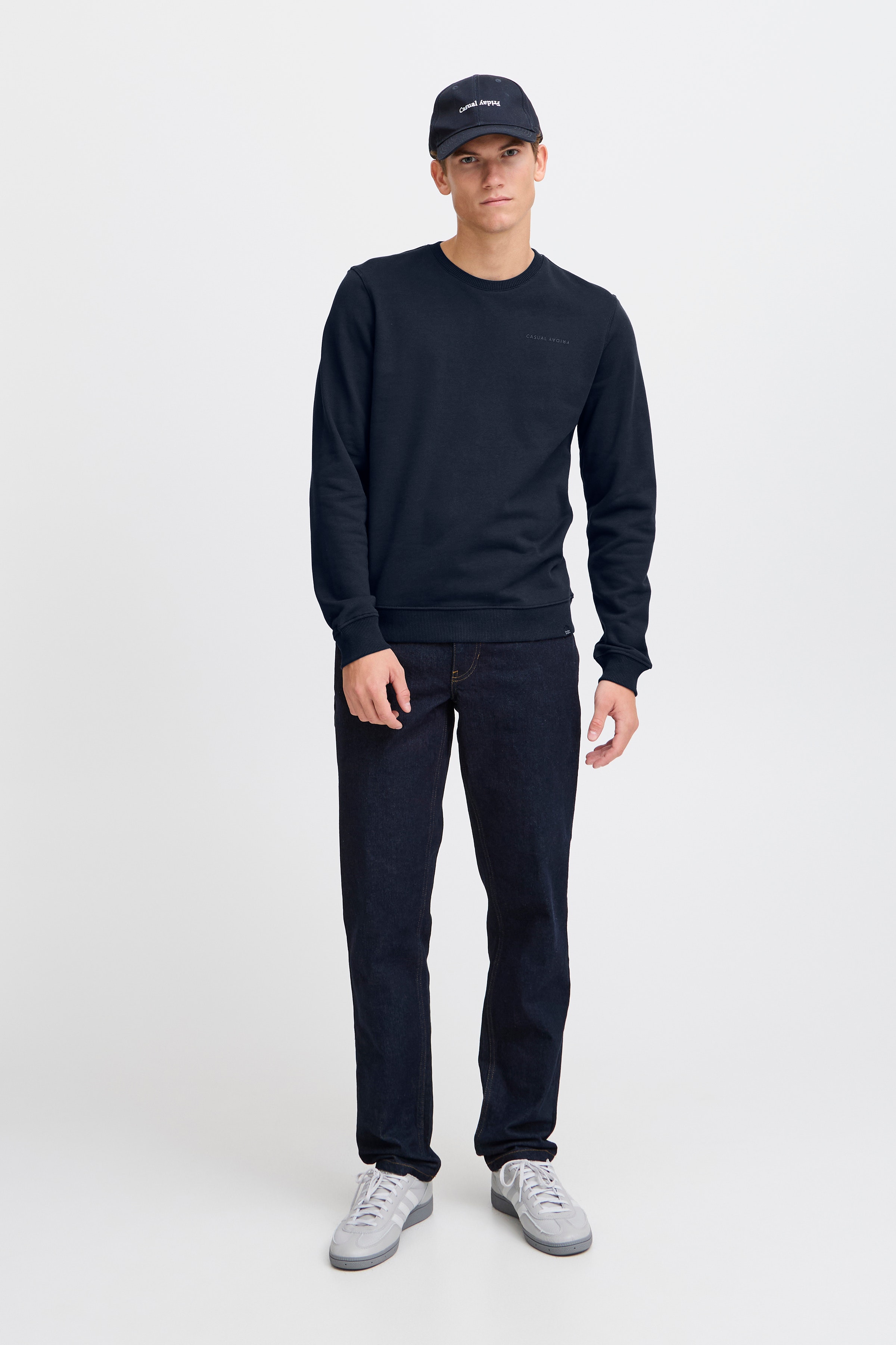 CFSEVERIN Sweatshirt LOOKBOOK FRONT 20504054-193923