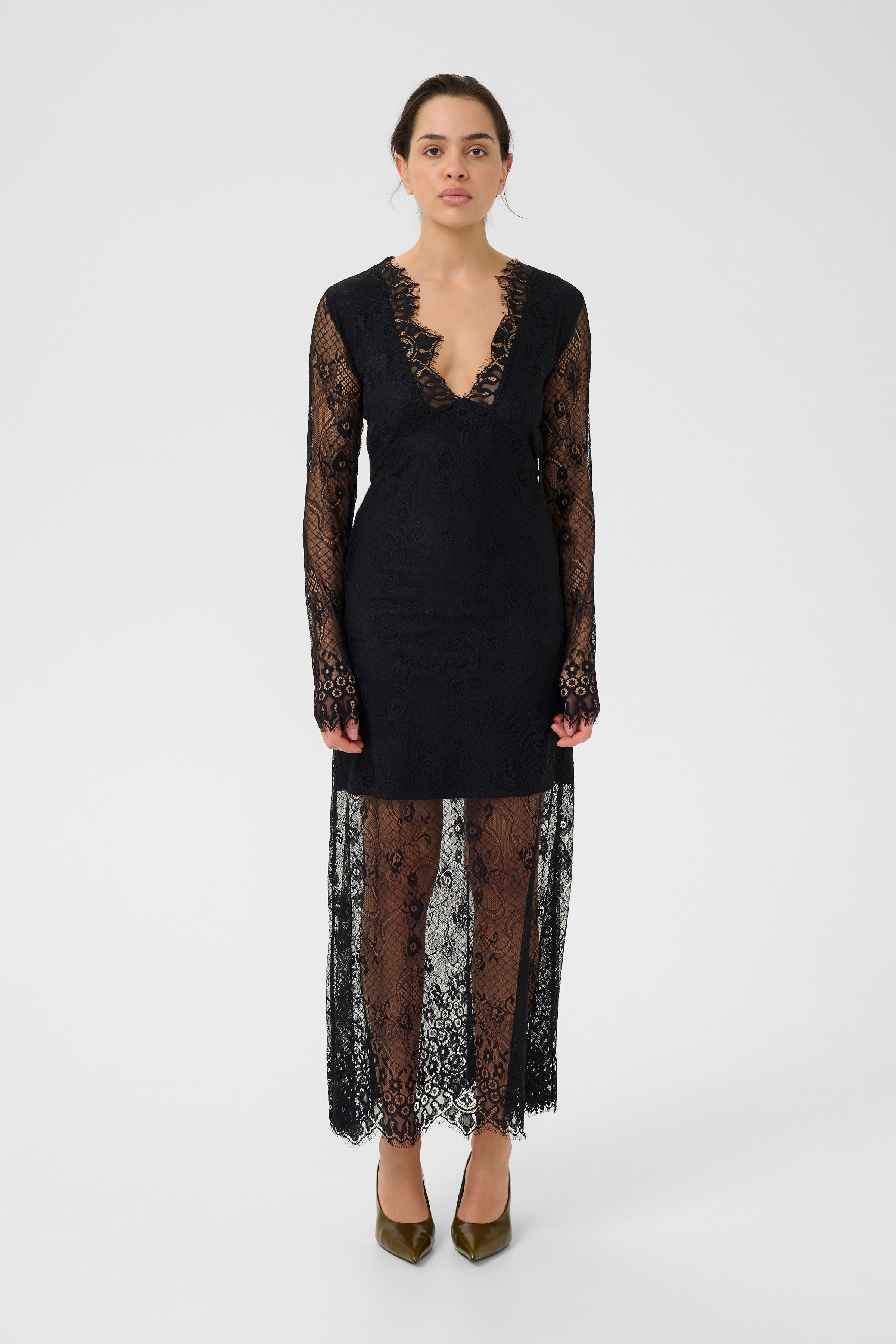 GZliani Lace dress LOOKBOOK FRONT 10910786-100017