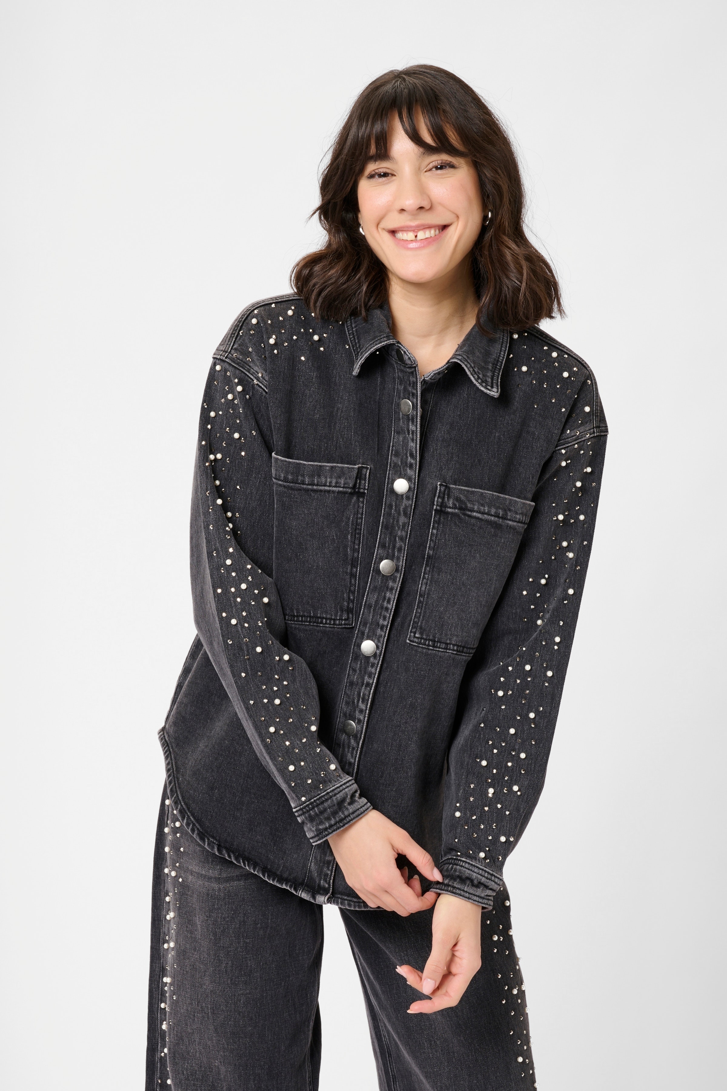 KApetra Skjorte LOOKBOOK FRONT 10510891-108531