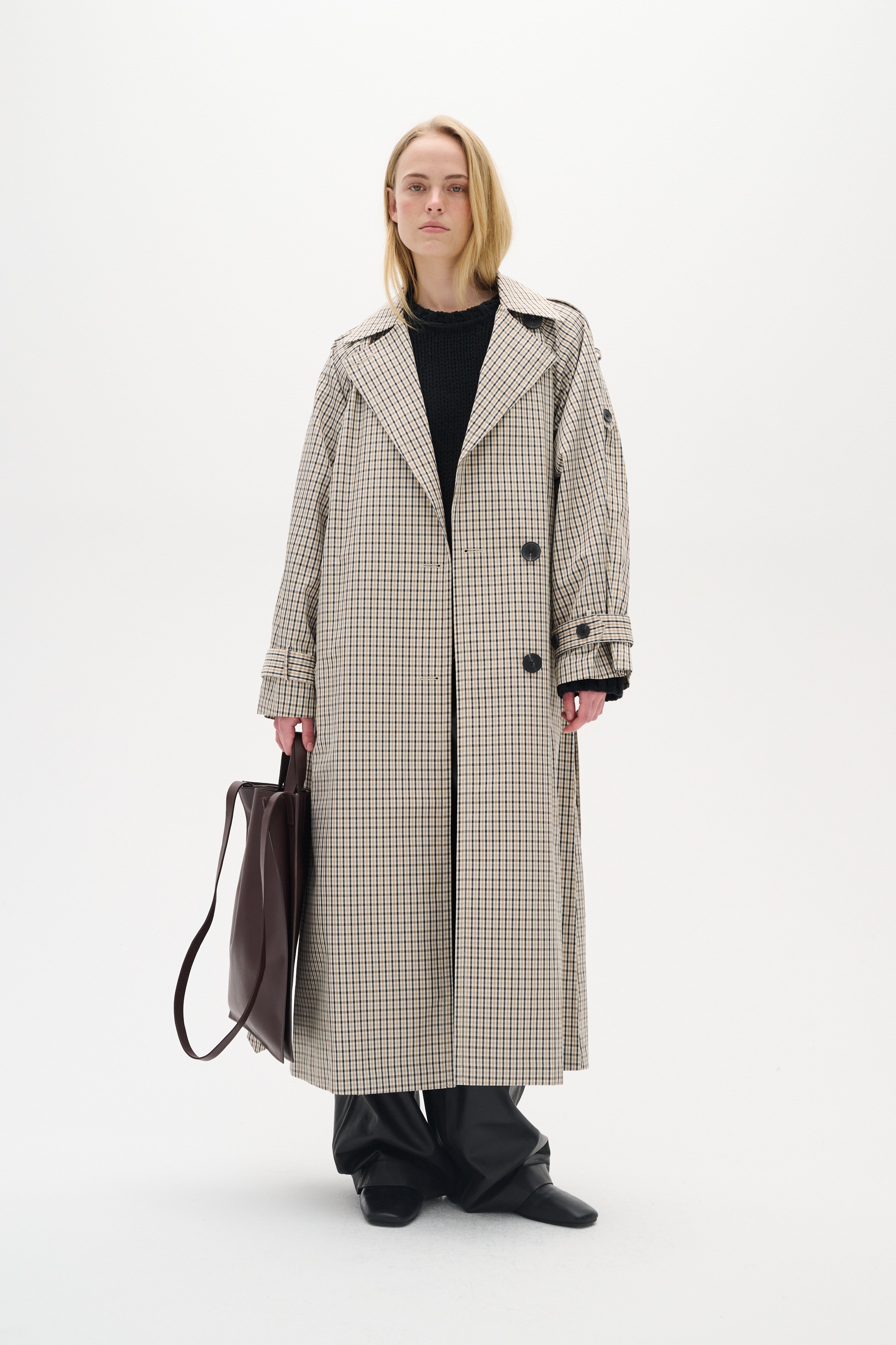 UmayaIW Trenchcoat LOOKBOOK FRONT 30110020-300534