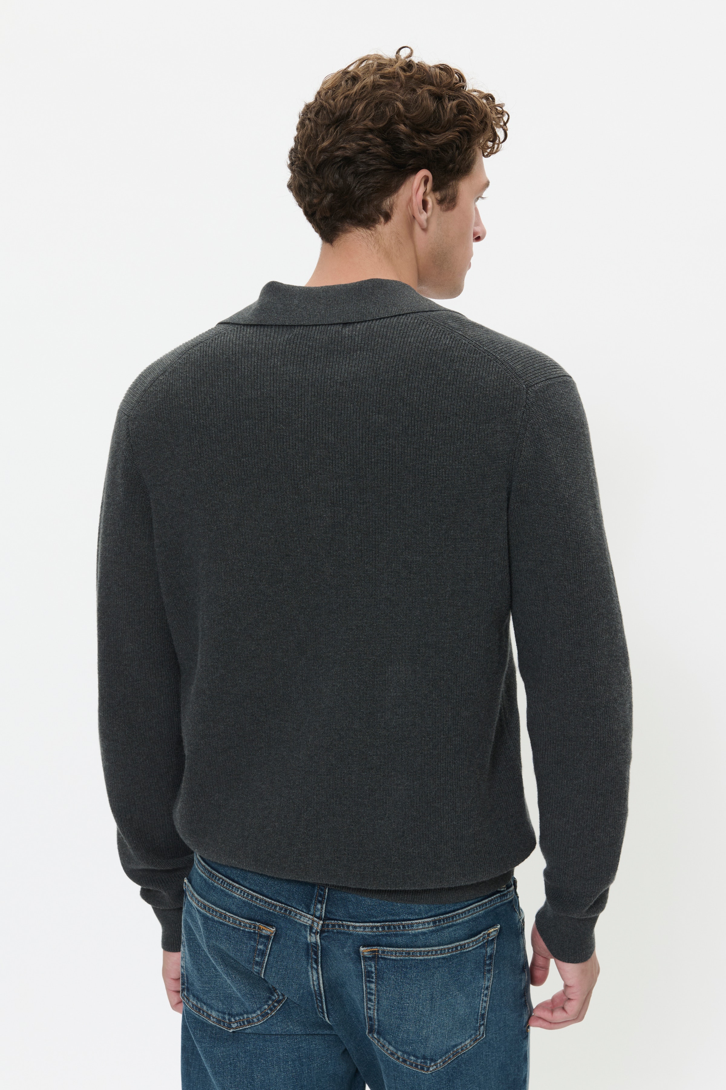 MAkollo Pullover LOOKBOOK BACK 30208618-300270