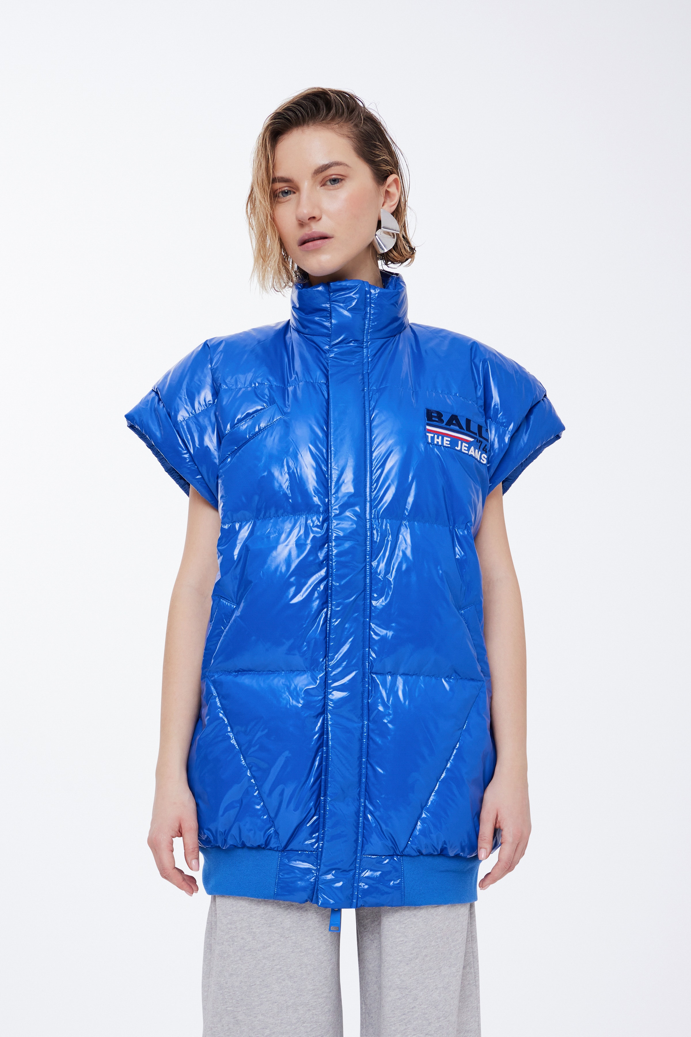 BASALVADORE Vest LOOKBOOK FRONT 50405035-194056