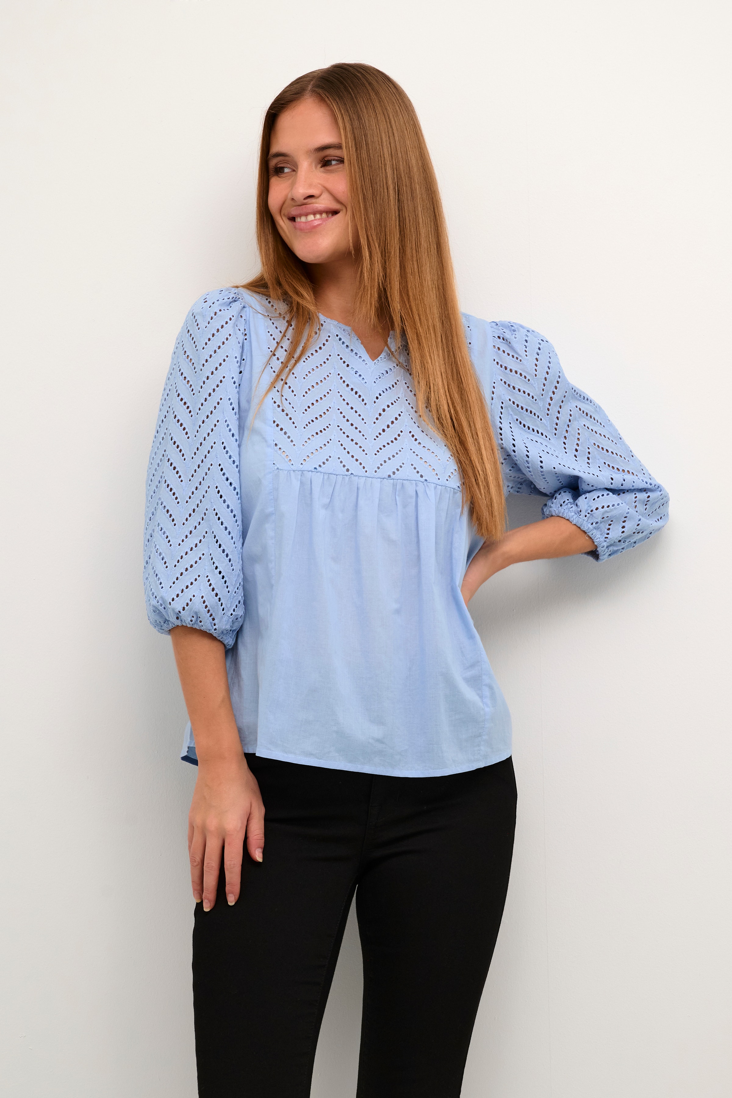 CUtoril Blouse LOOKBOOK FRONT 50108474-144115