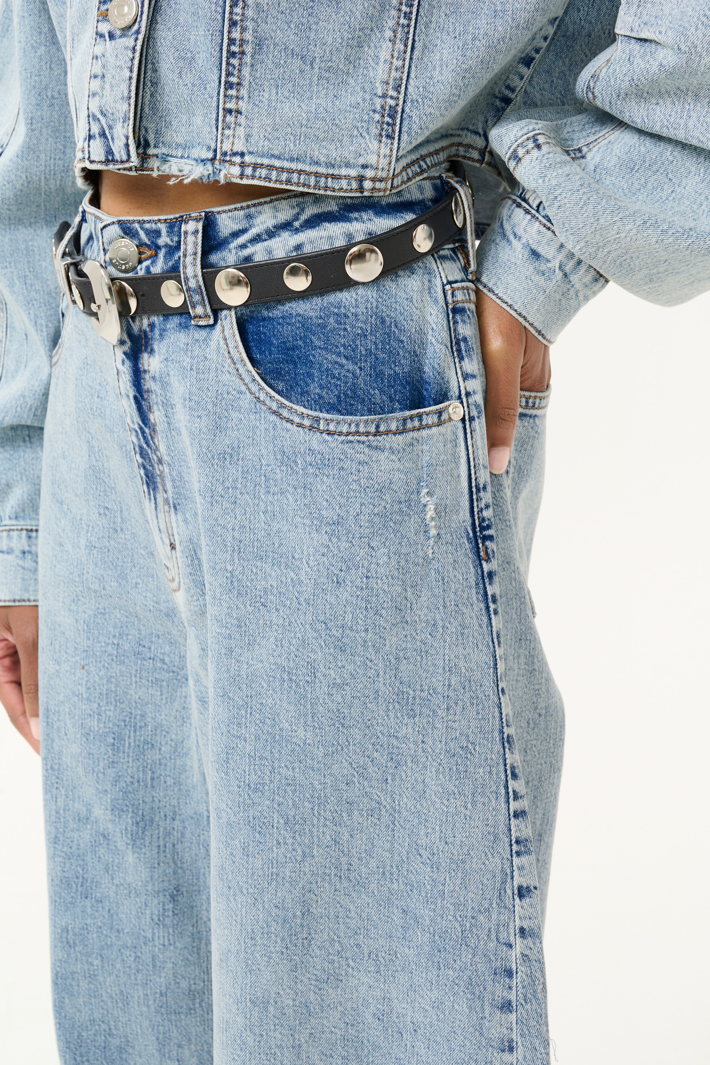 GZdea Barrel Jeans LOOKBOOK DETAIL 10910385-107868