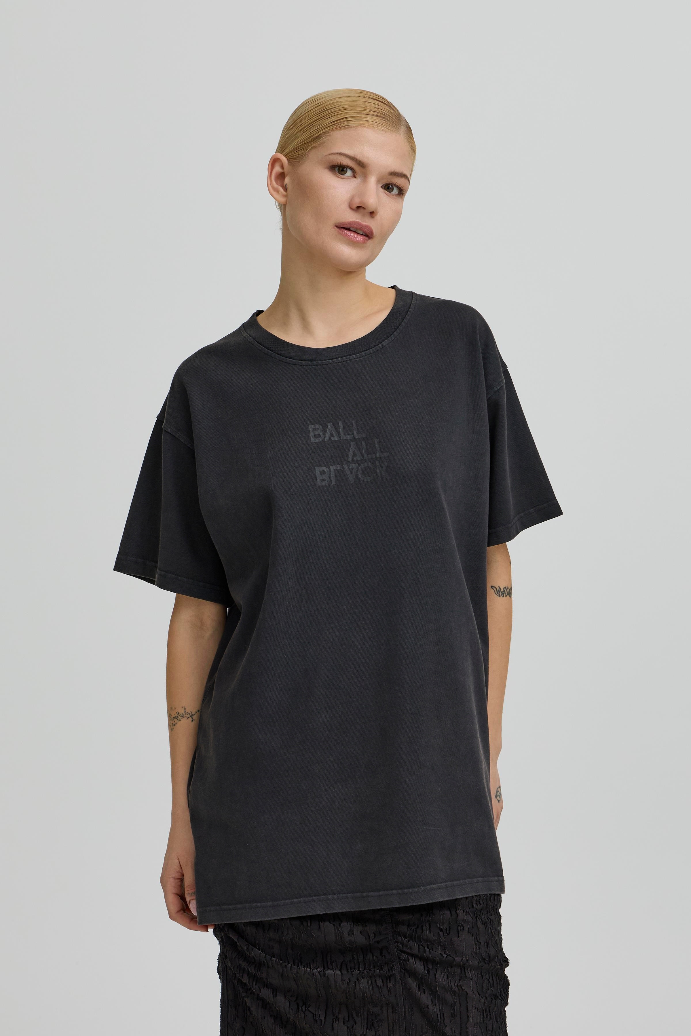 BASALVIRA T-shirt LOOKBOOK FRONT 50408152-193911