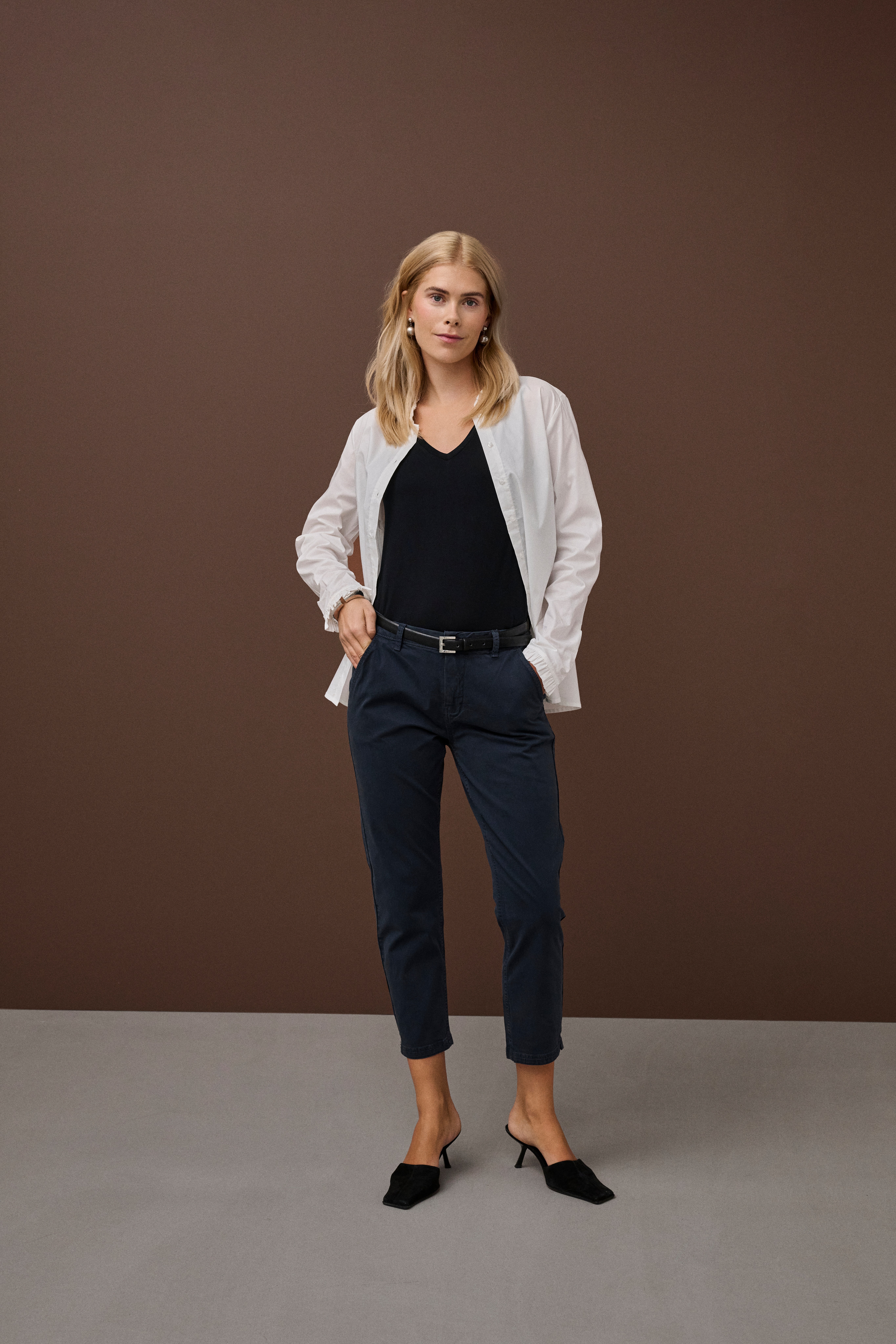 CUantoinett Shirt LOCATION NONE 50108185-500013