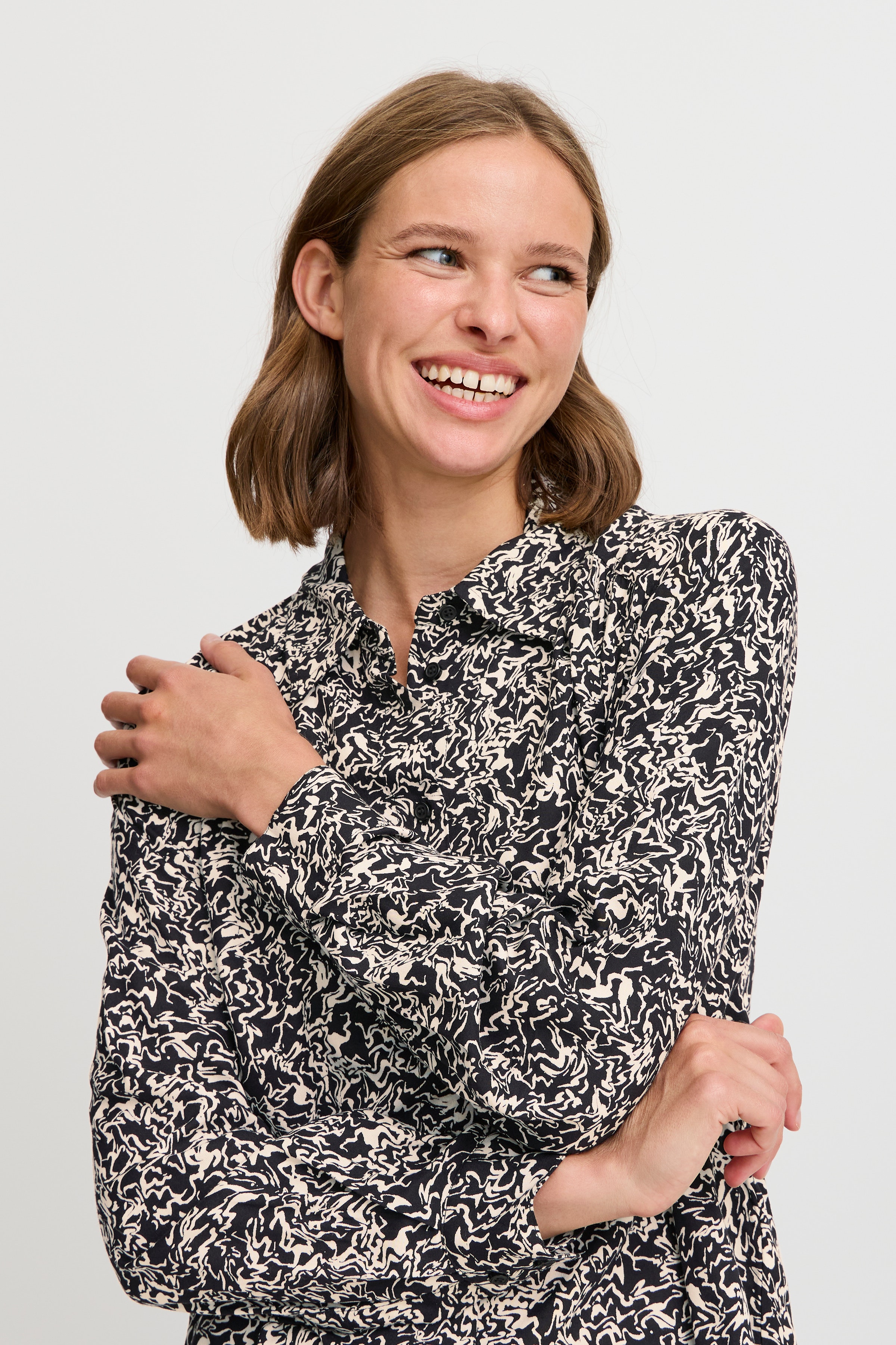 BYJOSA Skjorte LOOKBOOK DETAIL 20815603-203692