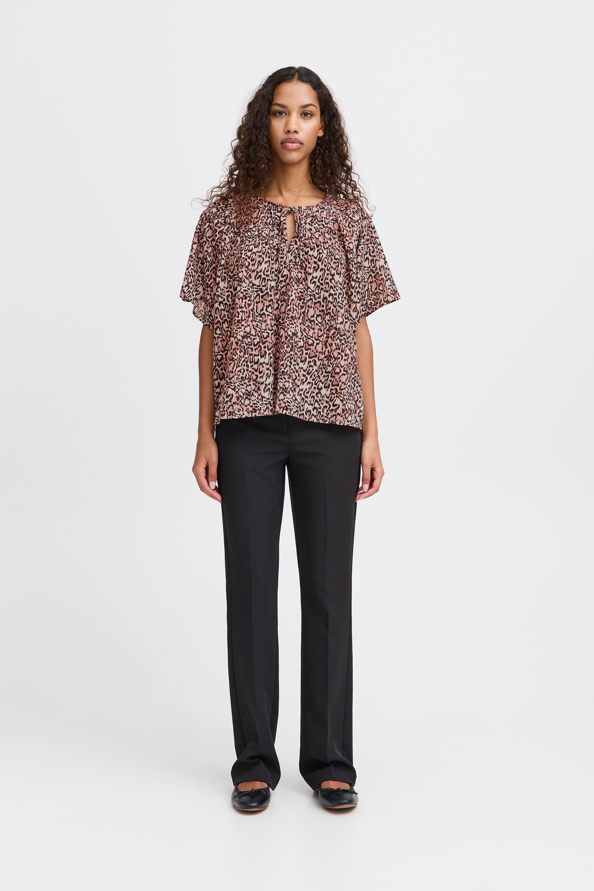 IHSAFARY Blouse met korte mouwen LOOKBOOK FRONT 20122346-203979