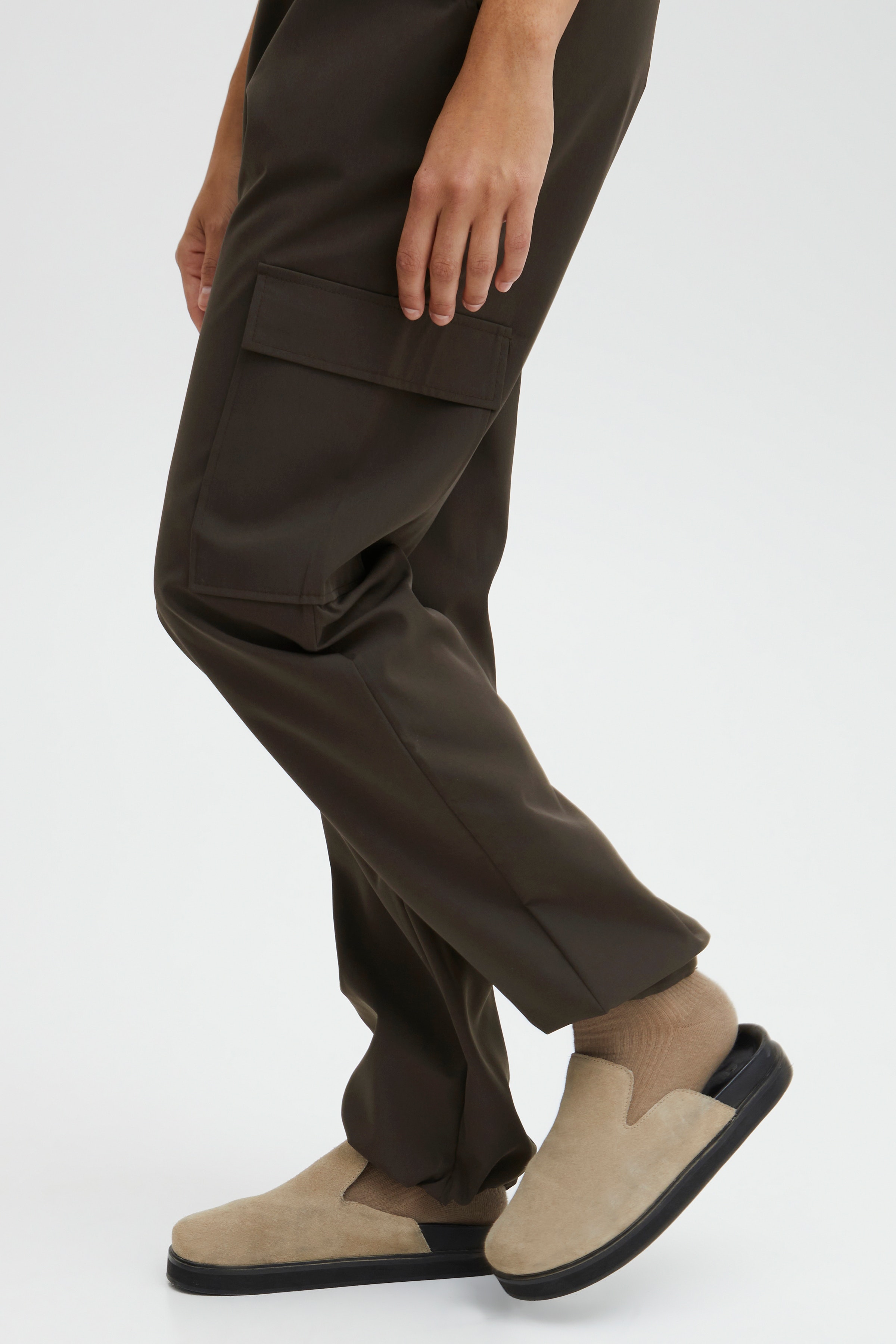 IXKECIA Hose LOOKBOOK DETAIL 20118992-190915