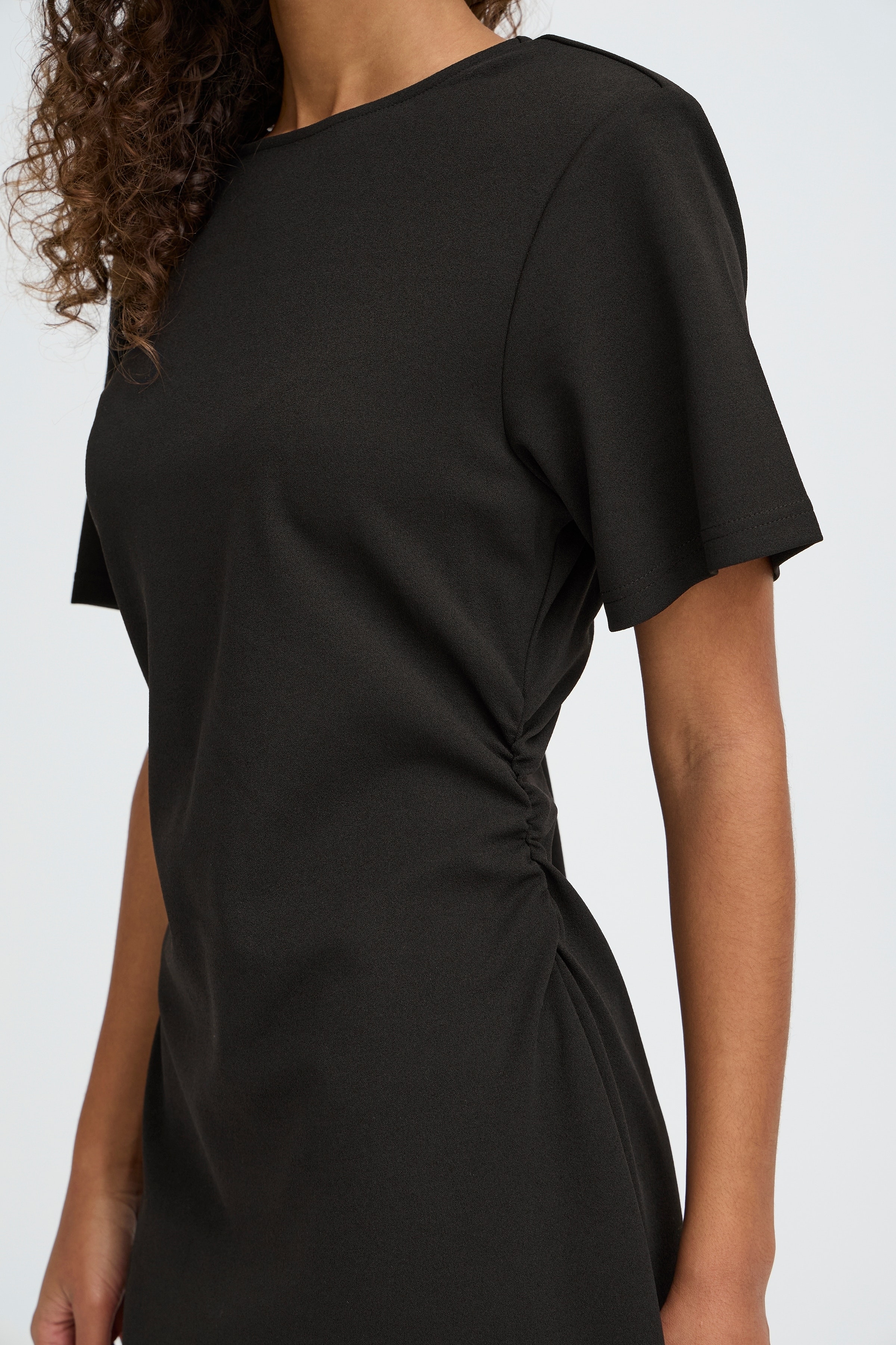 IHMATINE Kjole LOOKBOOK DETAIL 20124708-194008