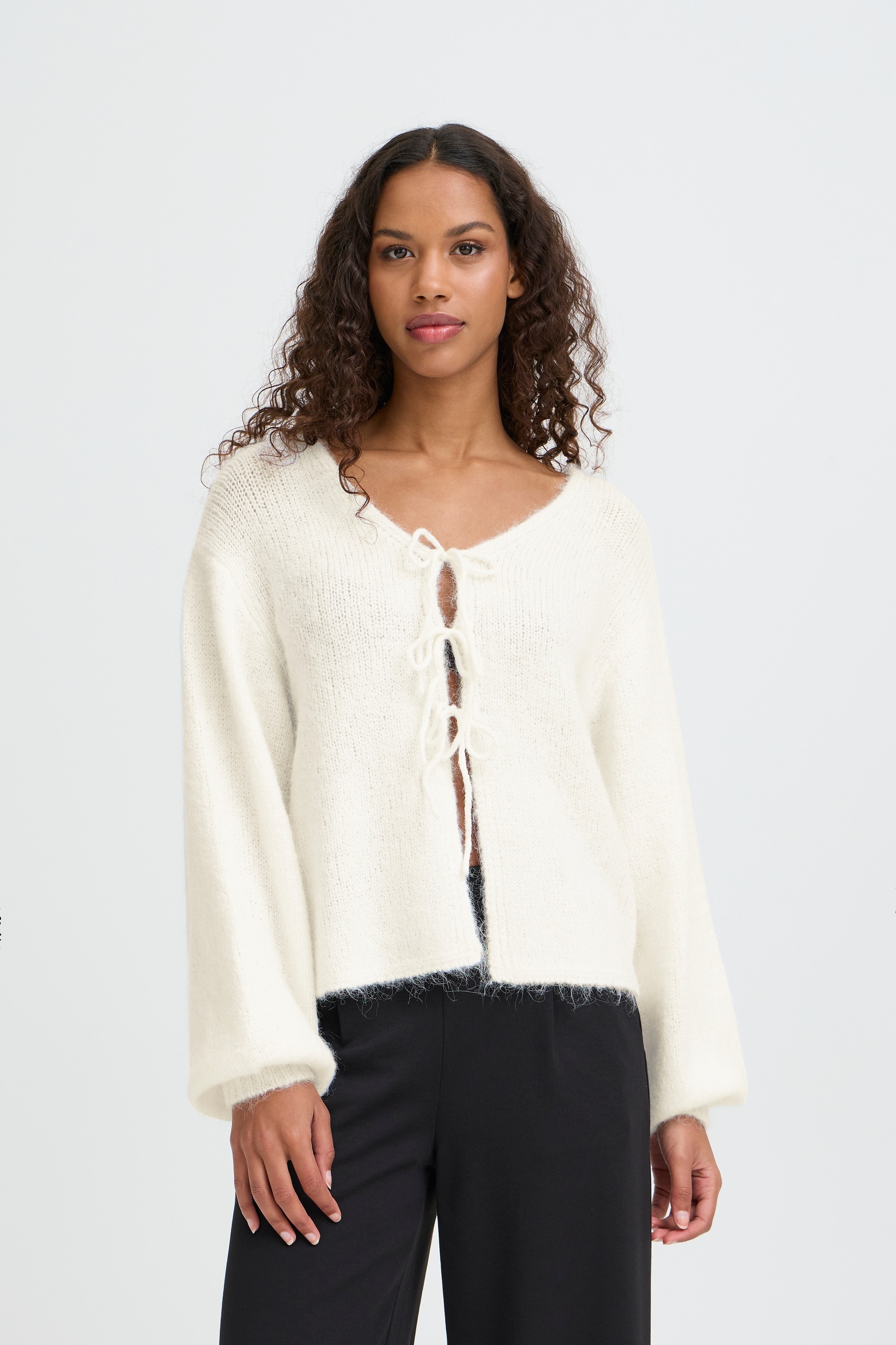 IHDABRIA Cardigan LOOKBOOK FRONT 20124677-114201