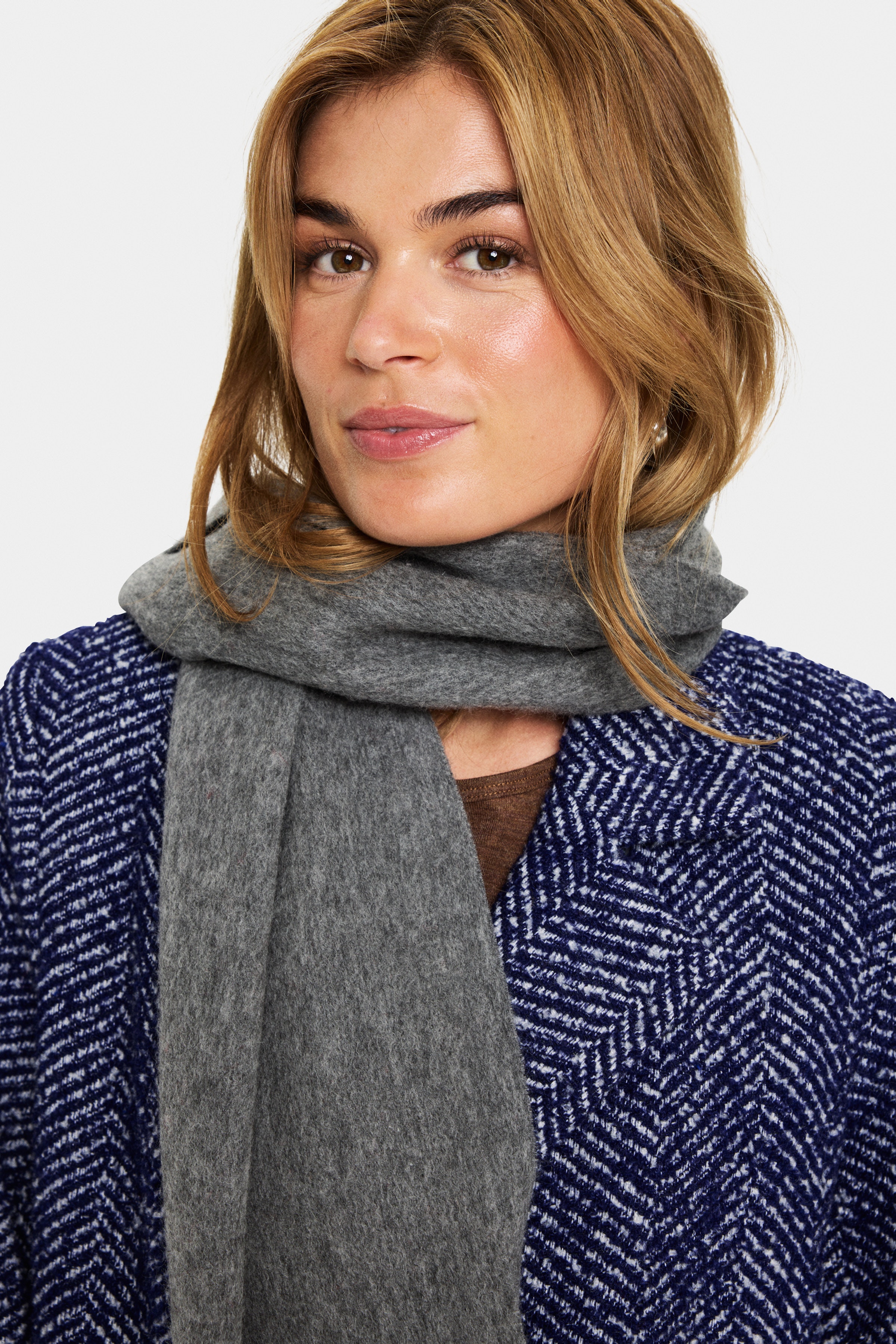 LaibaSZ Scarf LOOKBOOK DETAIL 30514321-1739141