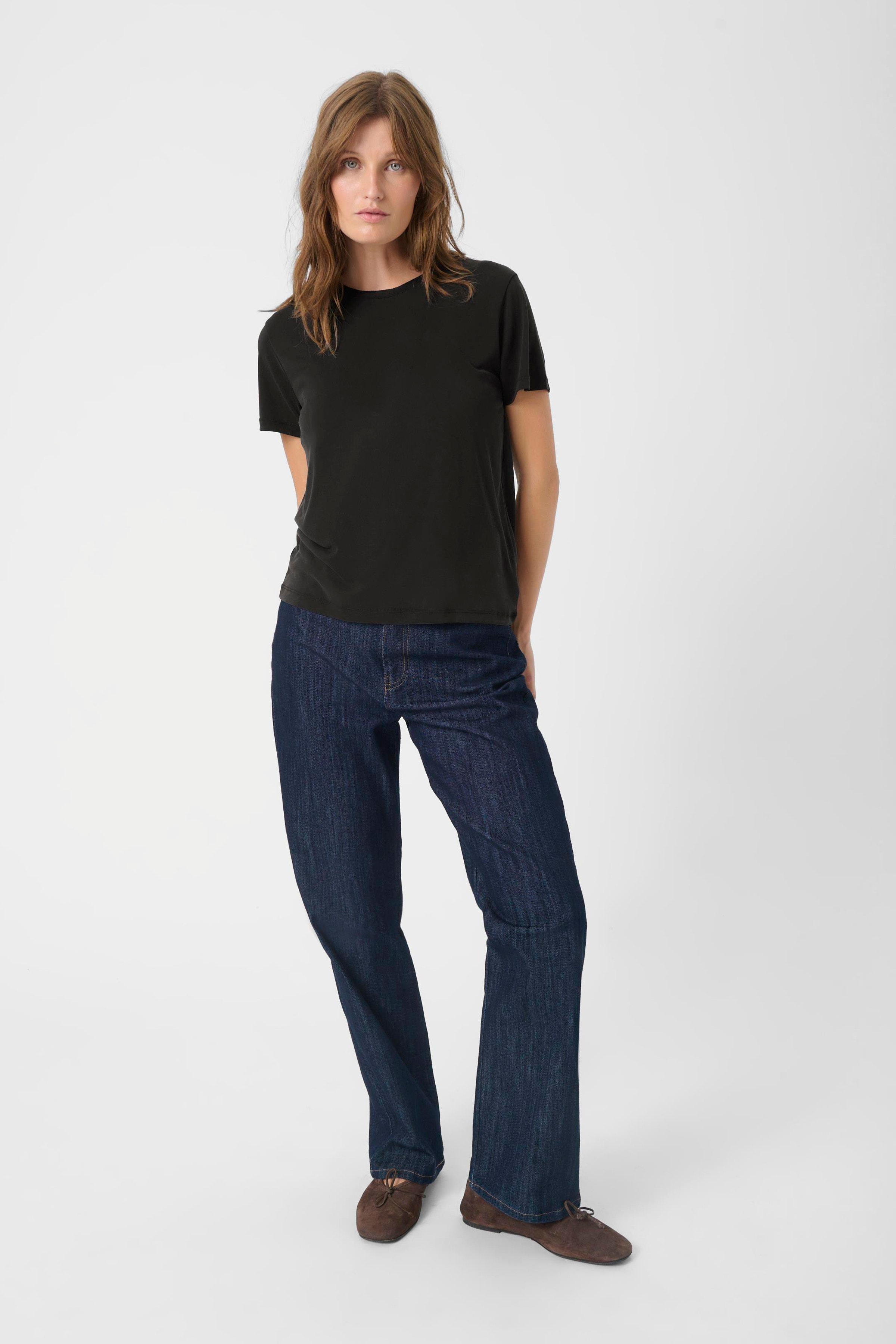 SLColumbine T-shirt LOOKBOOK FRONT 30404678-40050