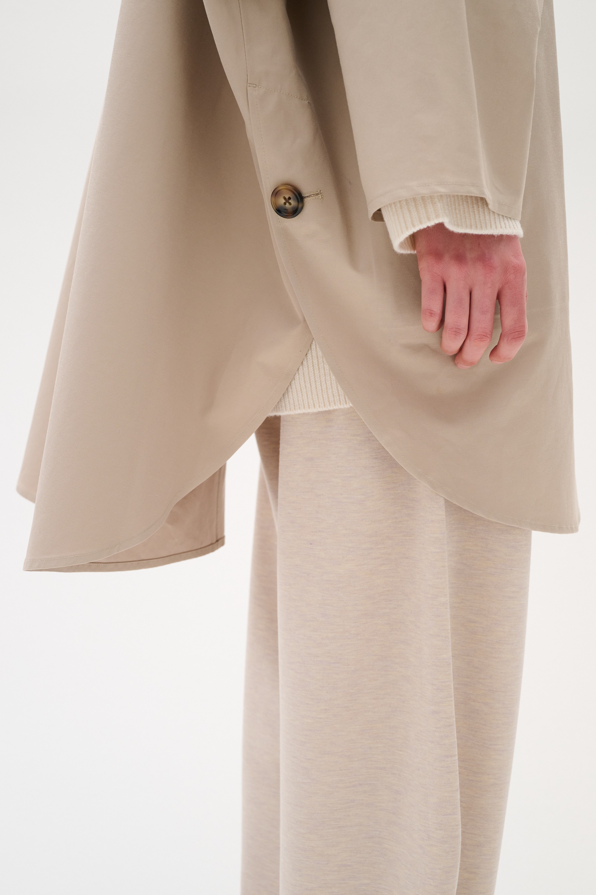 MylahIW Waterproof Cape LOOKBOOK DETAIL 30109948-151308