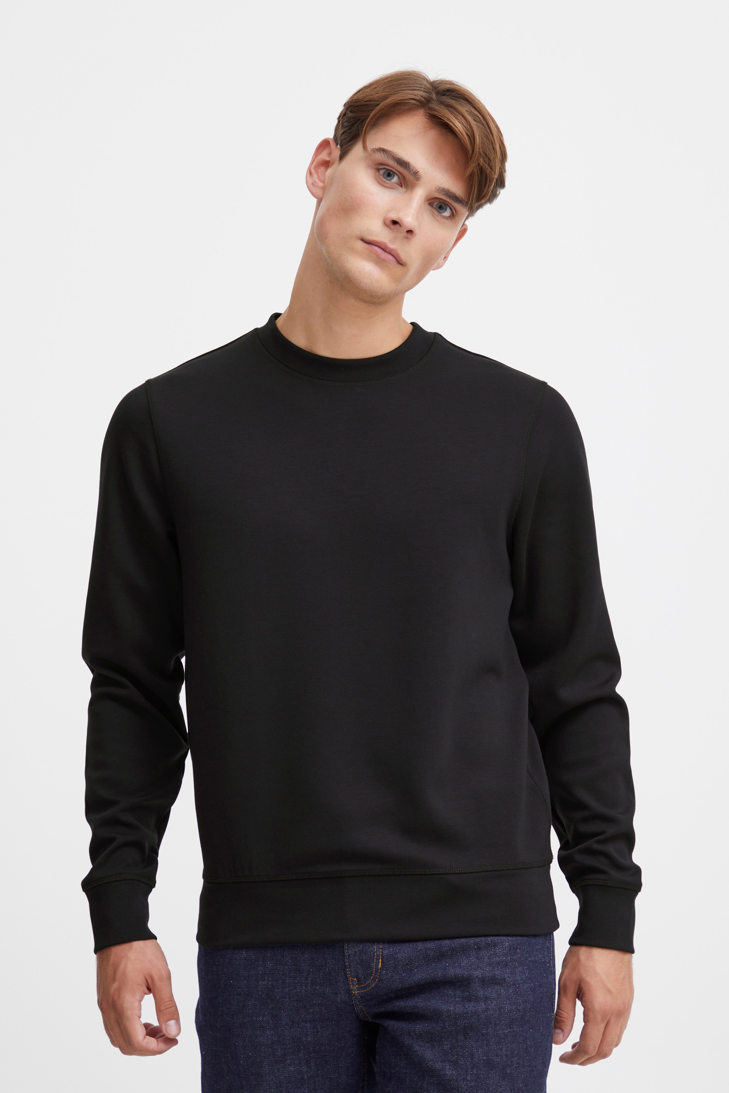 CFSEBASTIAN Sweatshirt LOOKBOOK FRONT 20504731-193911