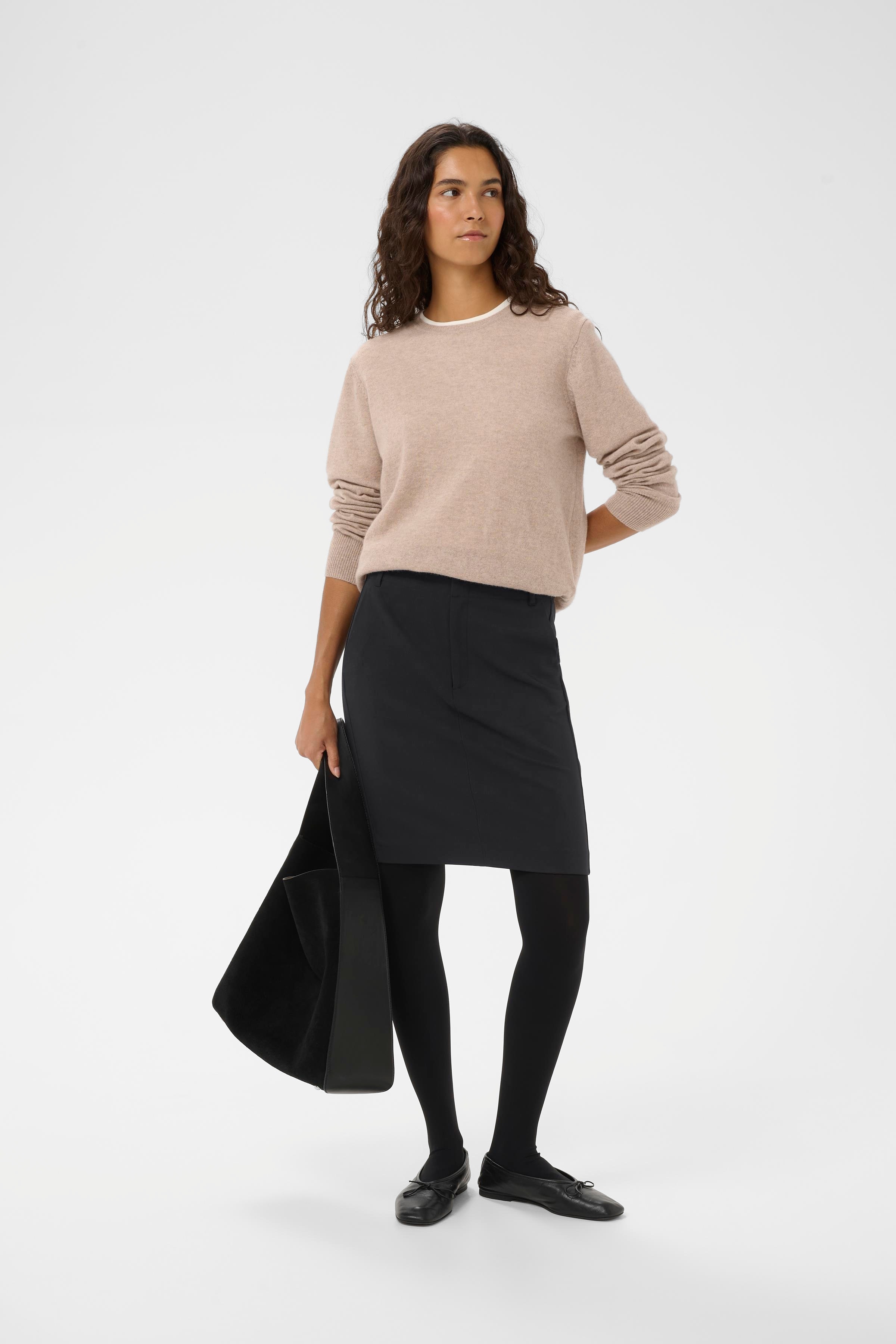 Zella Skirt LOOKBOOK FRONT 30103053-194008