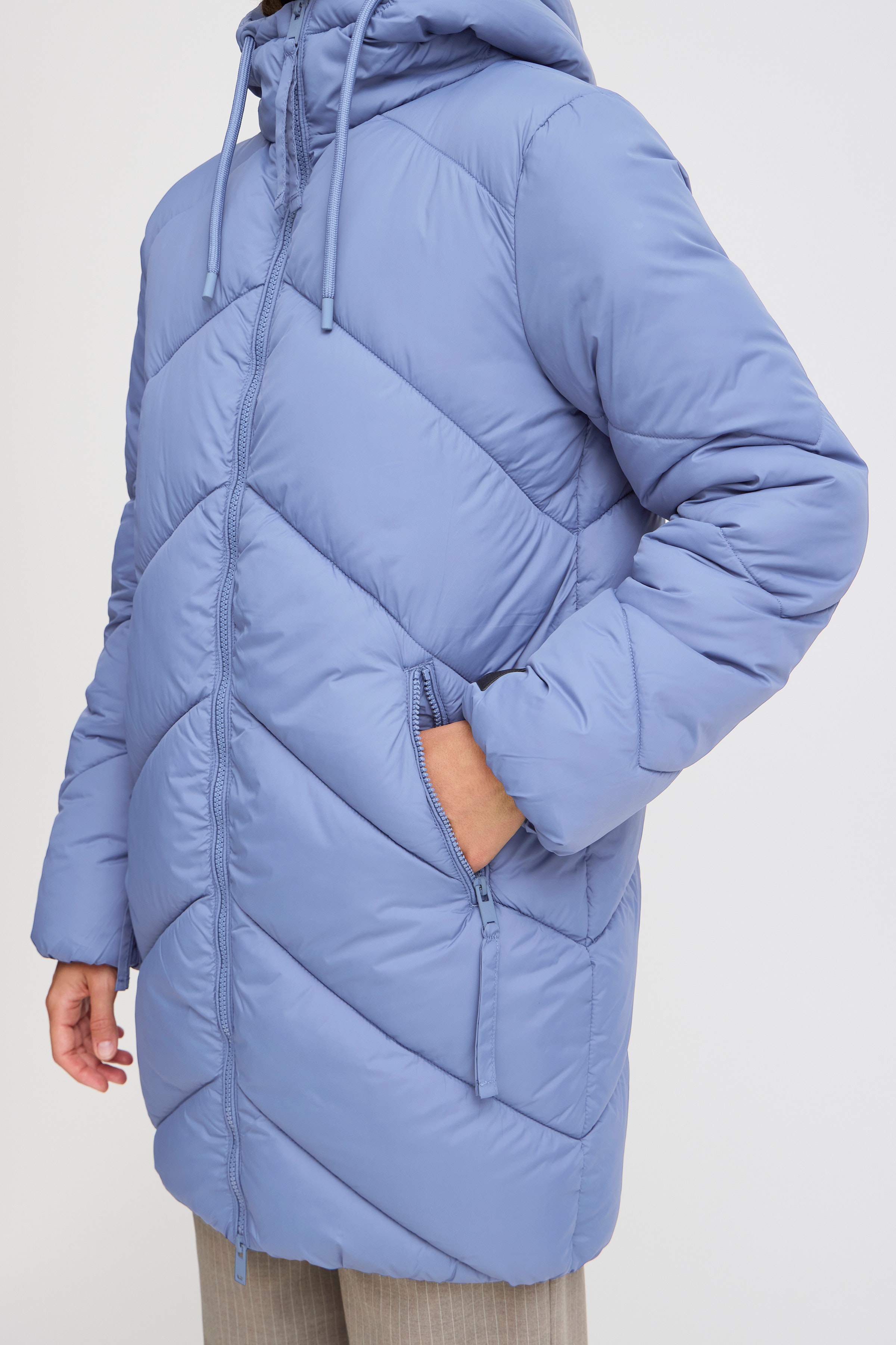 BYBOMINA Oberbekleidung LOOKBOOK DETAIL 20815101-183929