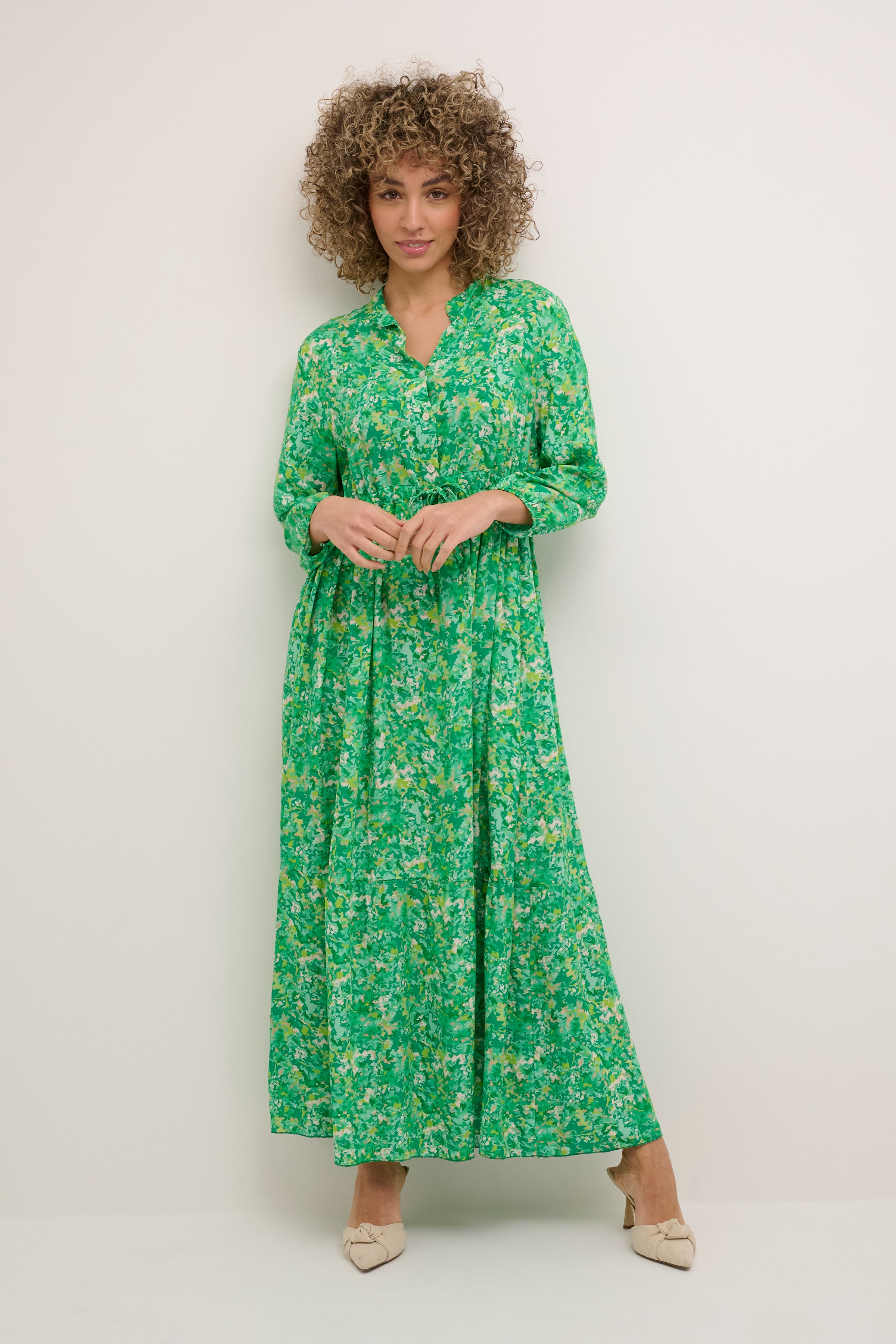 CRAlora Kleid LOOKBOOK FRONT 10650723-105187