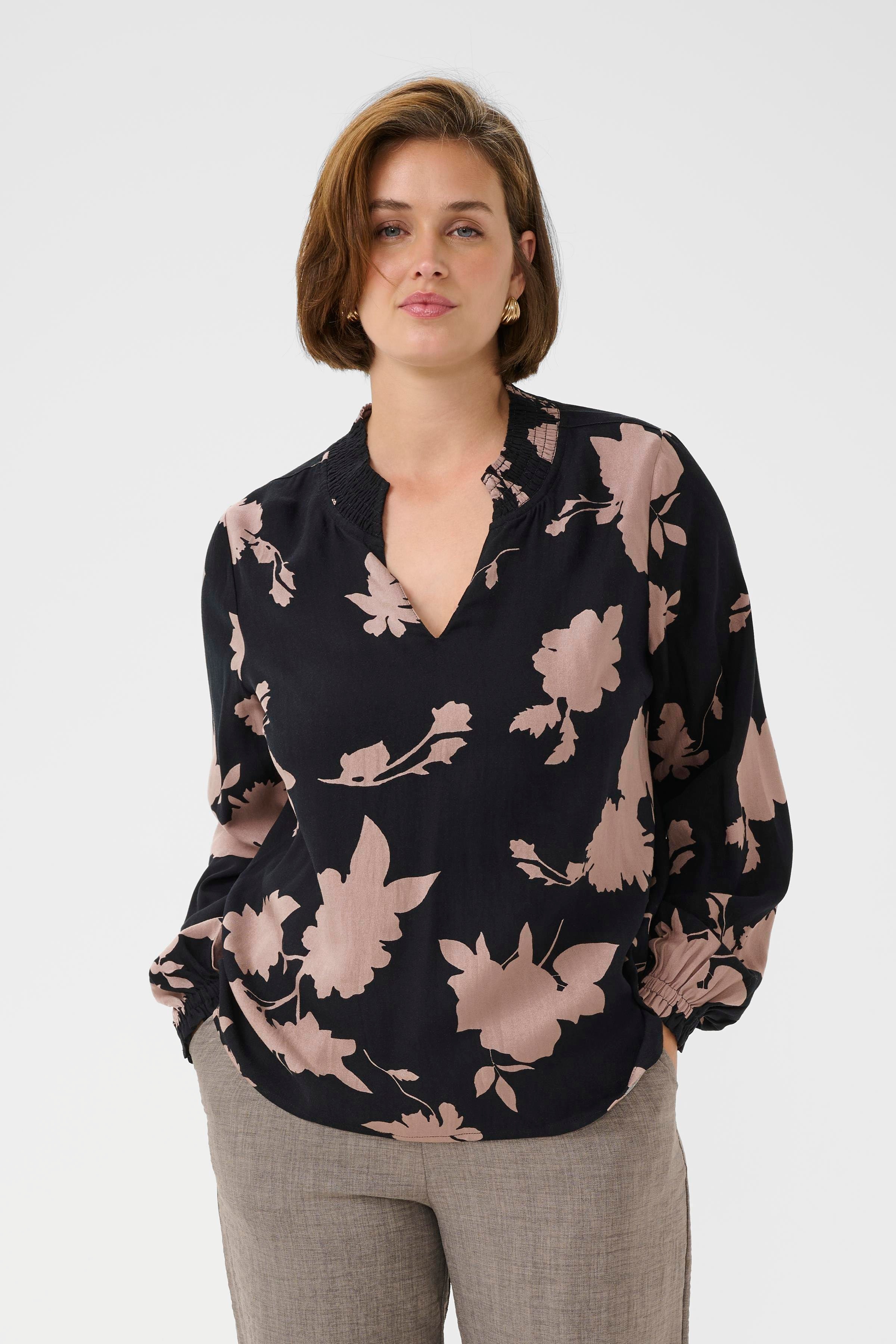 BPelisa Blouse LOOKBOOK FRONT 40200045-108651