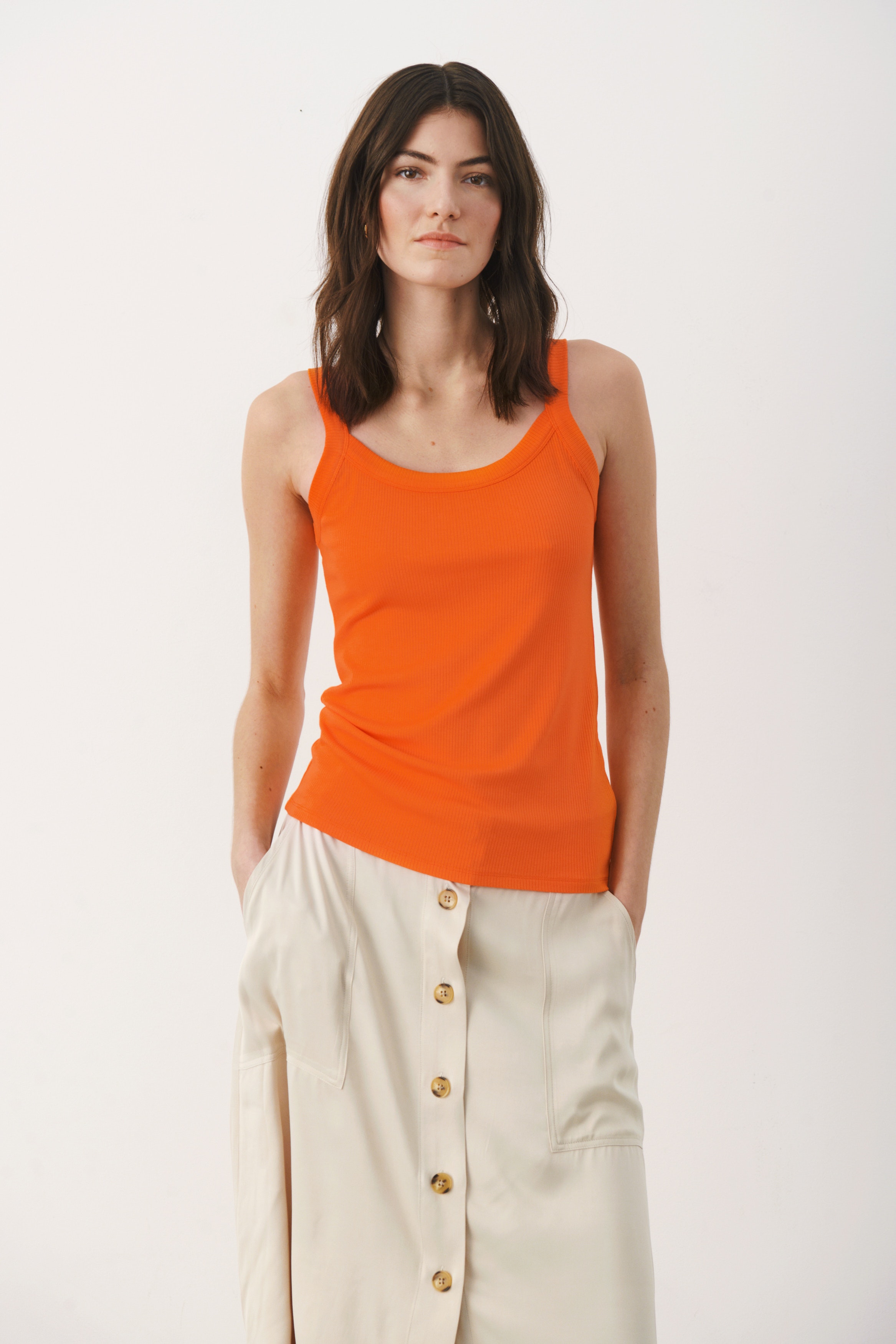 BernaPW Top LOOKBOOK FRONT 30307869-161459