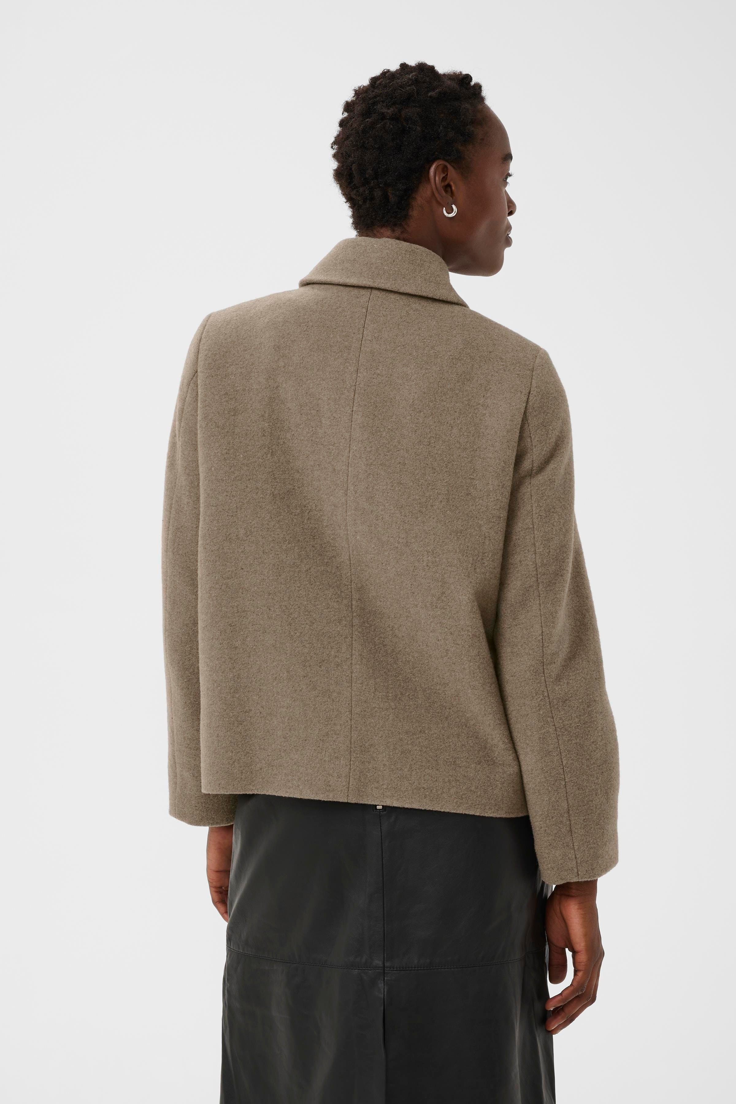 LamillaPW Coat LOOKBOOK BACK 30310259-1811121
