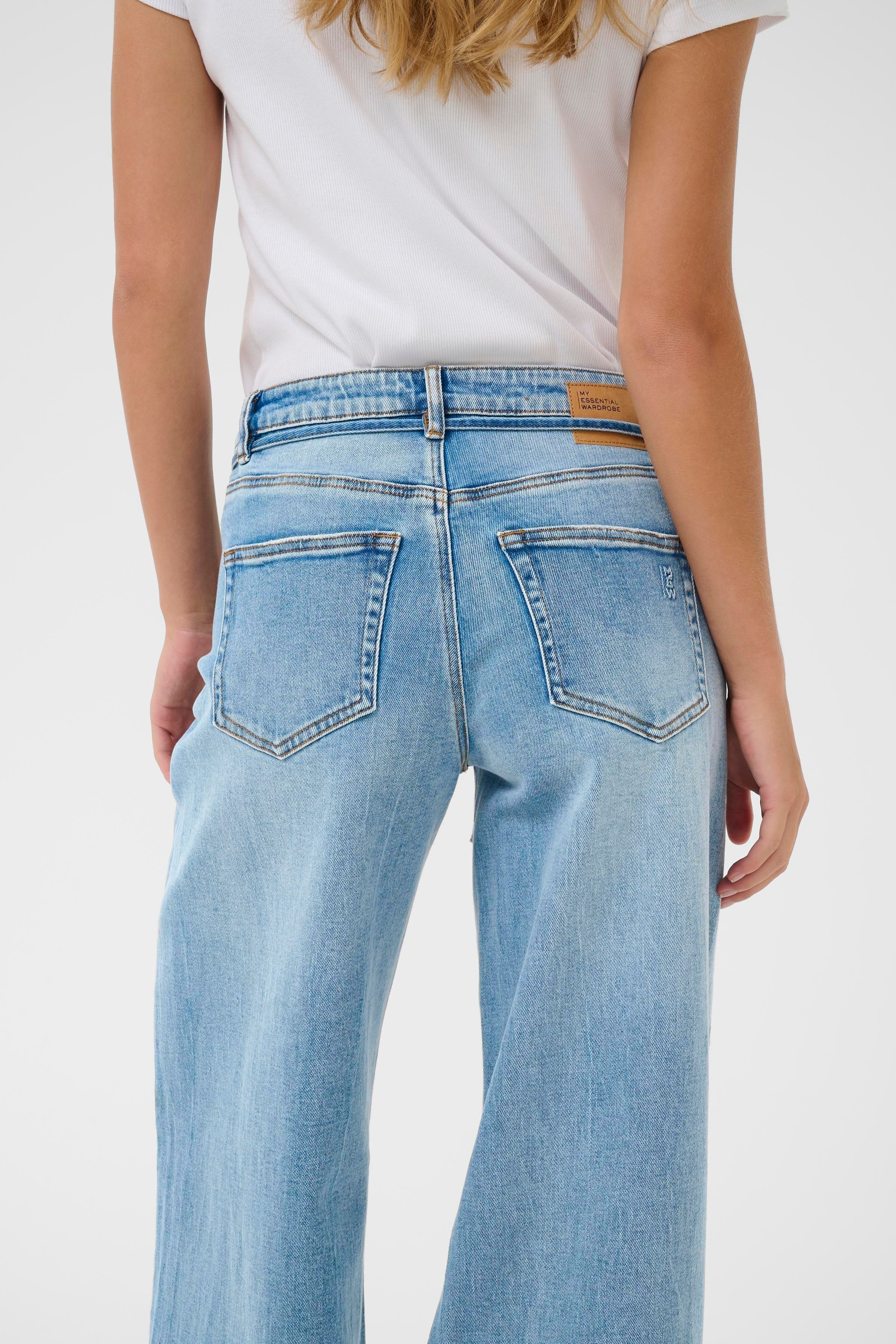 MWKaro 144 Mid X-Wide Jeans LOOKBOOK DETAIL 10705256-100046