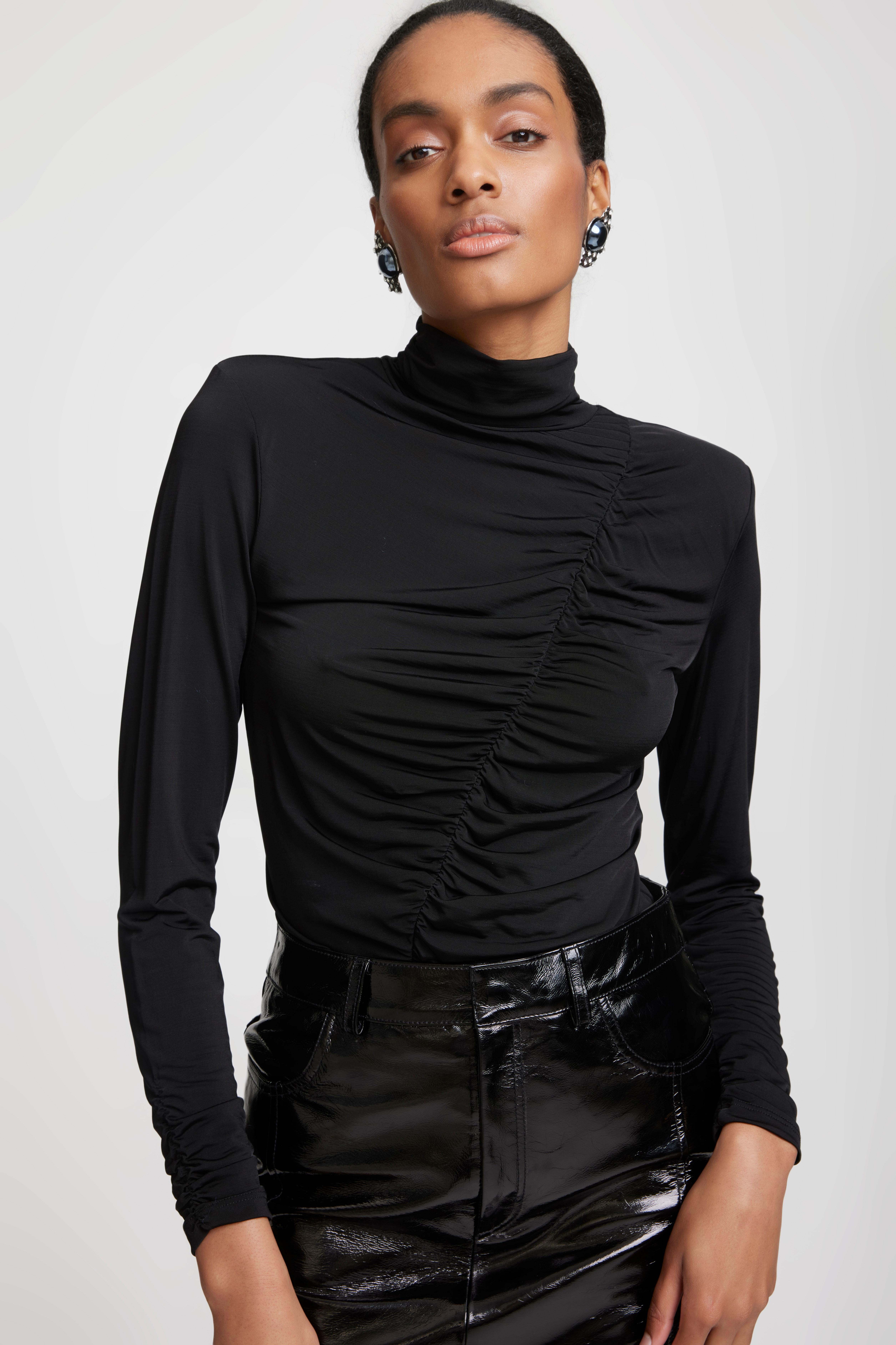 OdaGZ T-shirt LOOKBOOK FRONT 10906687-100017